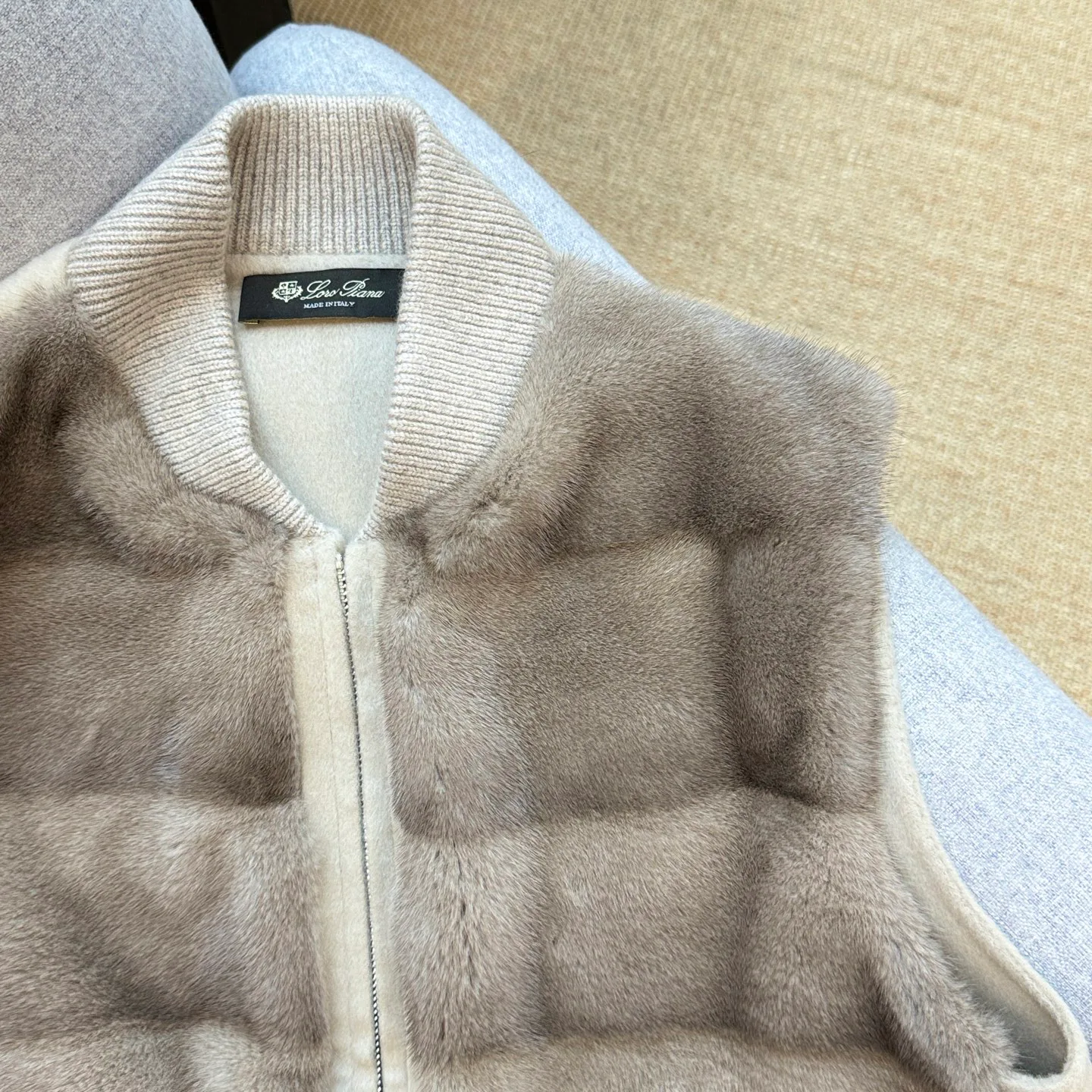 Жилеты Женские Loro Piana 18106328