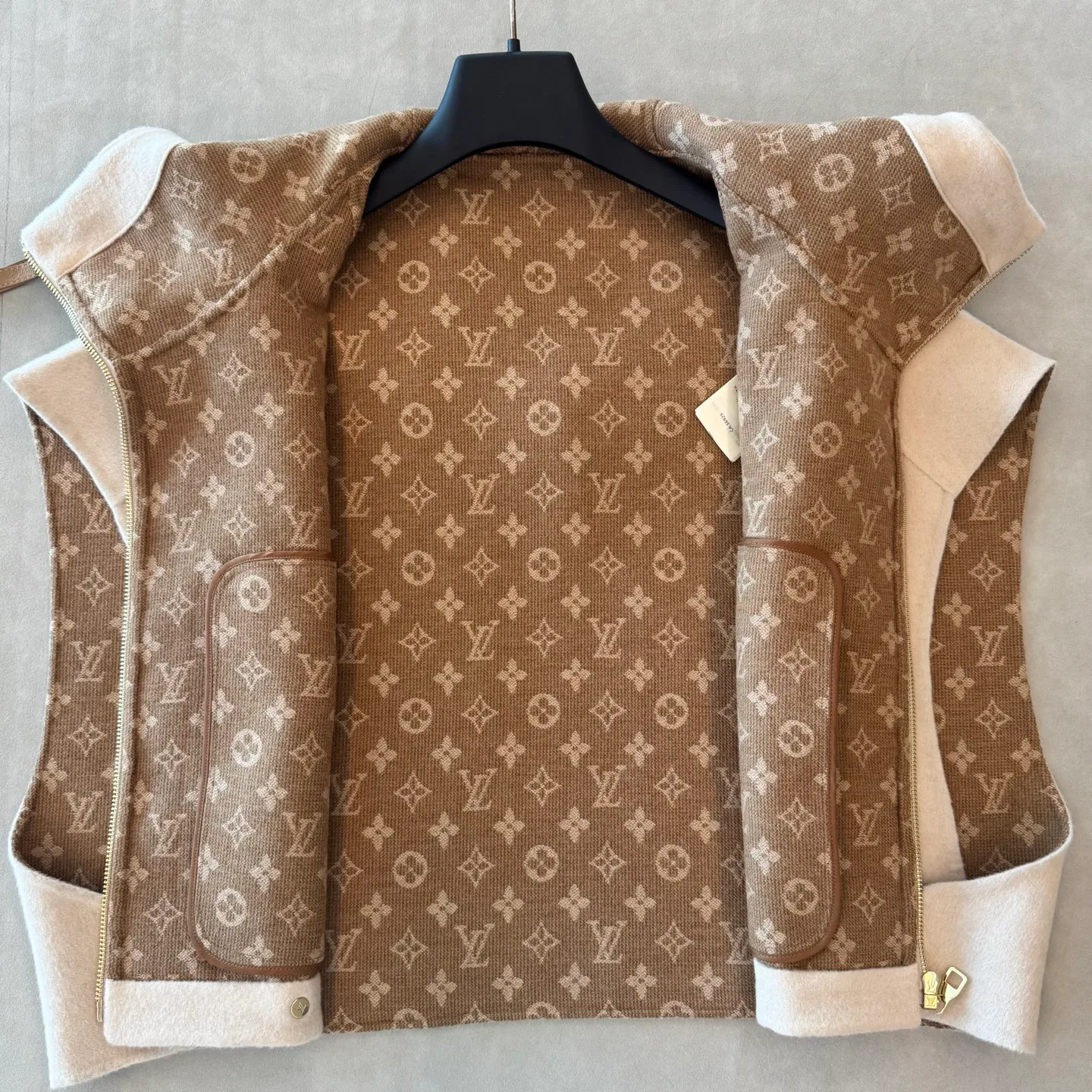 Жилеты Женские Louis Vuitton 18829766