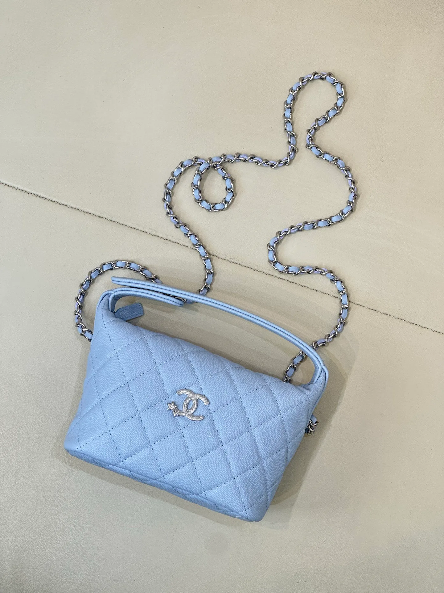 Классические Сумки Женские Chanel 18000305