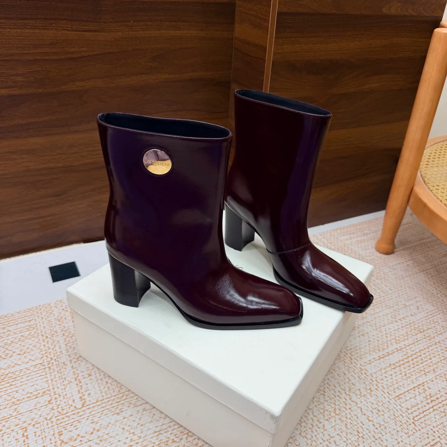 Ботильоны Женские Saint Laurent 18104626