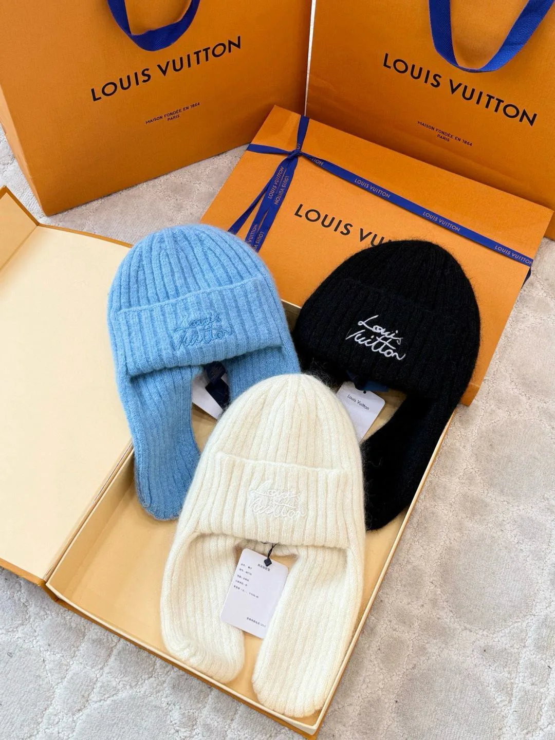 Головные Уборы Louis Vuitton 412772