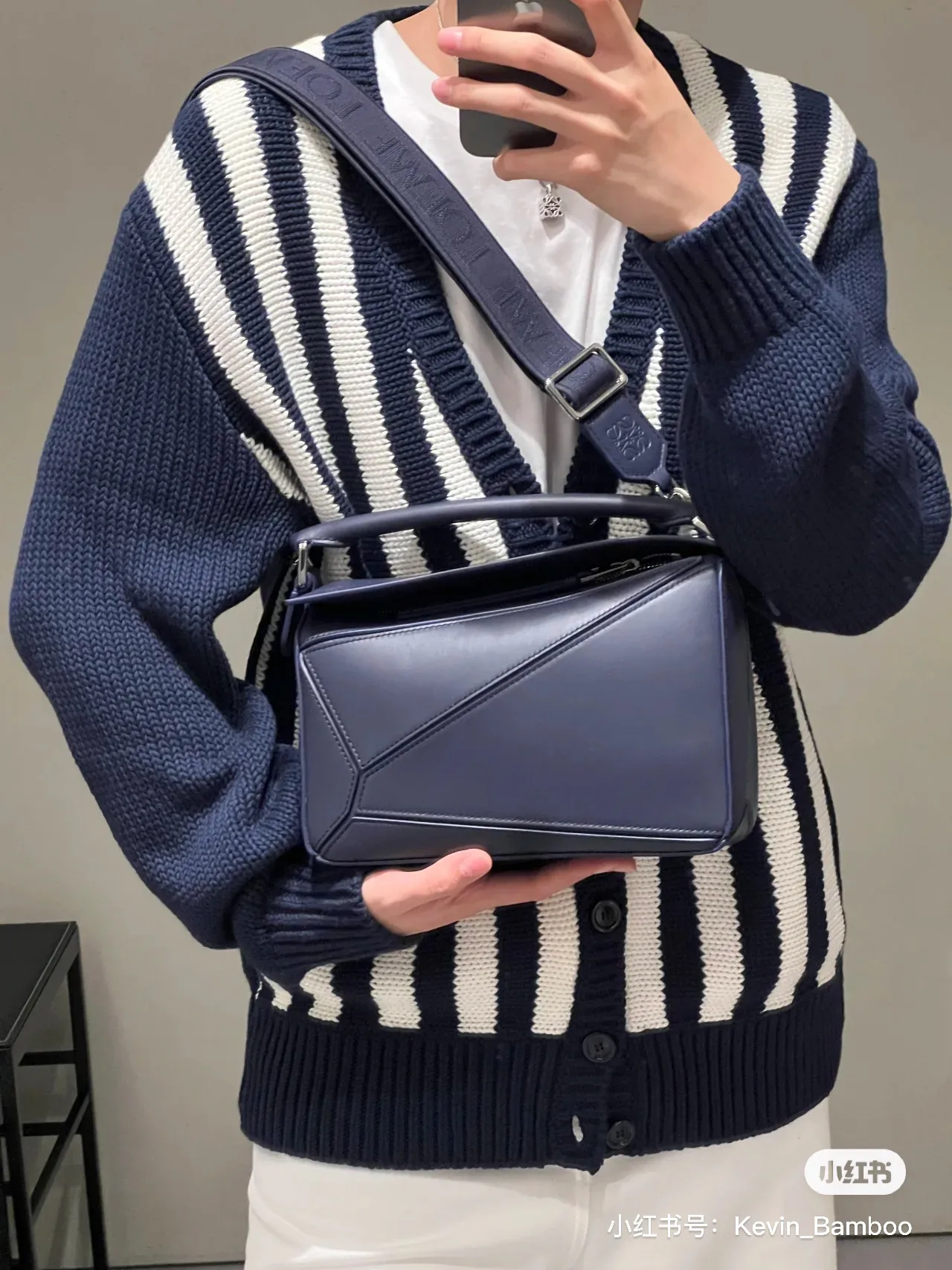 Классические Сумки Женские Loewe 10986869