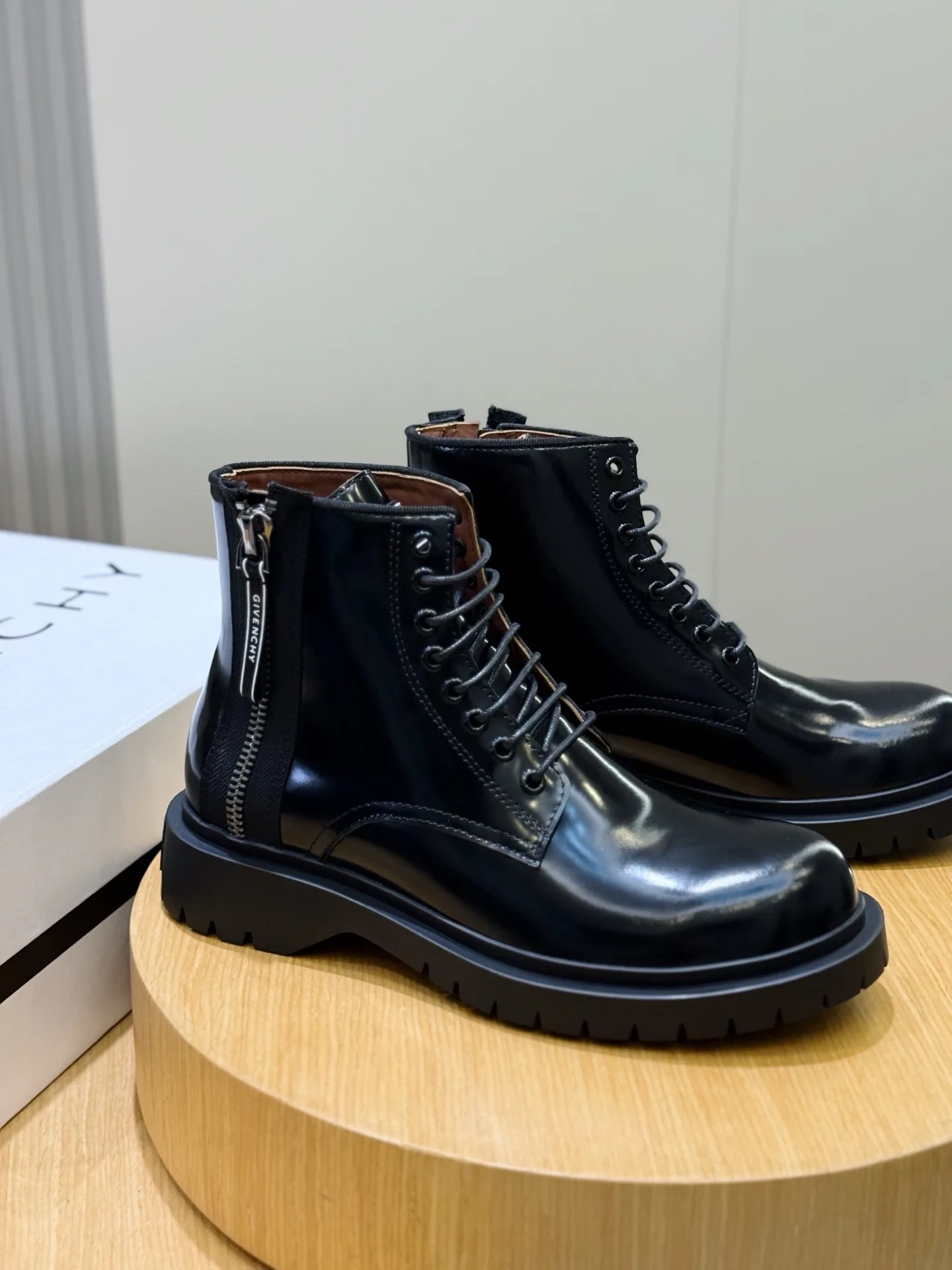 Ботинки Мужские Givenchy 1909753