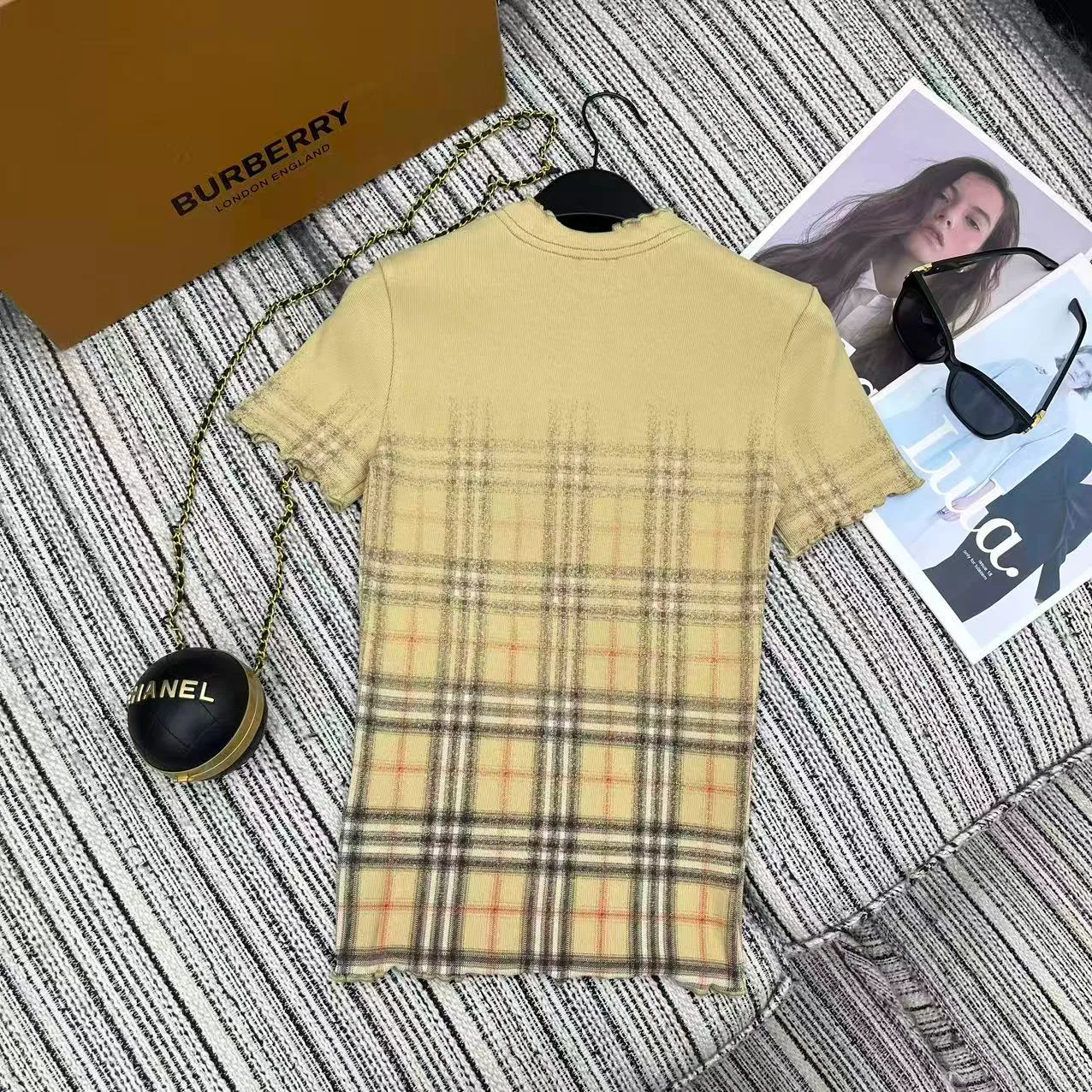 Футболки Женские Burberry 5060426