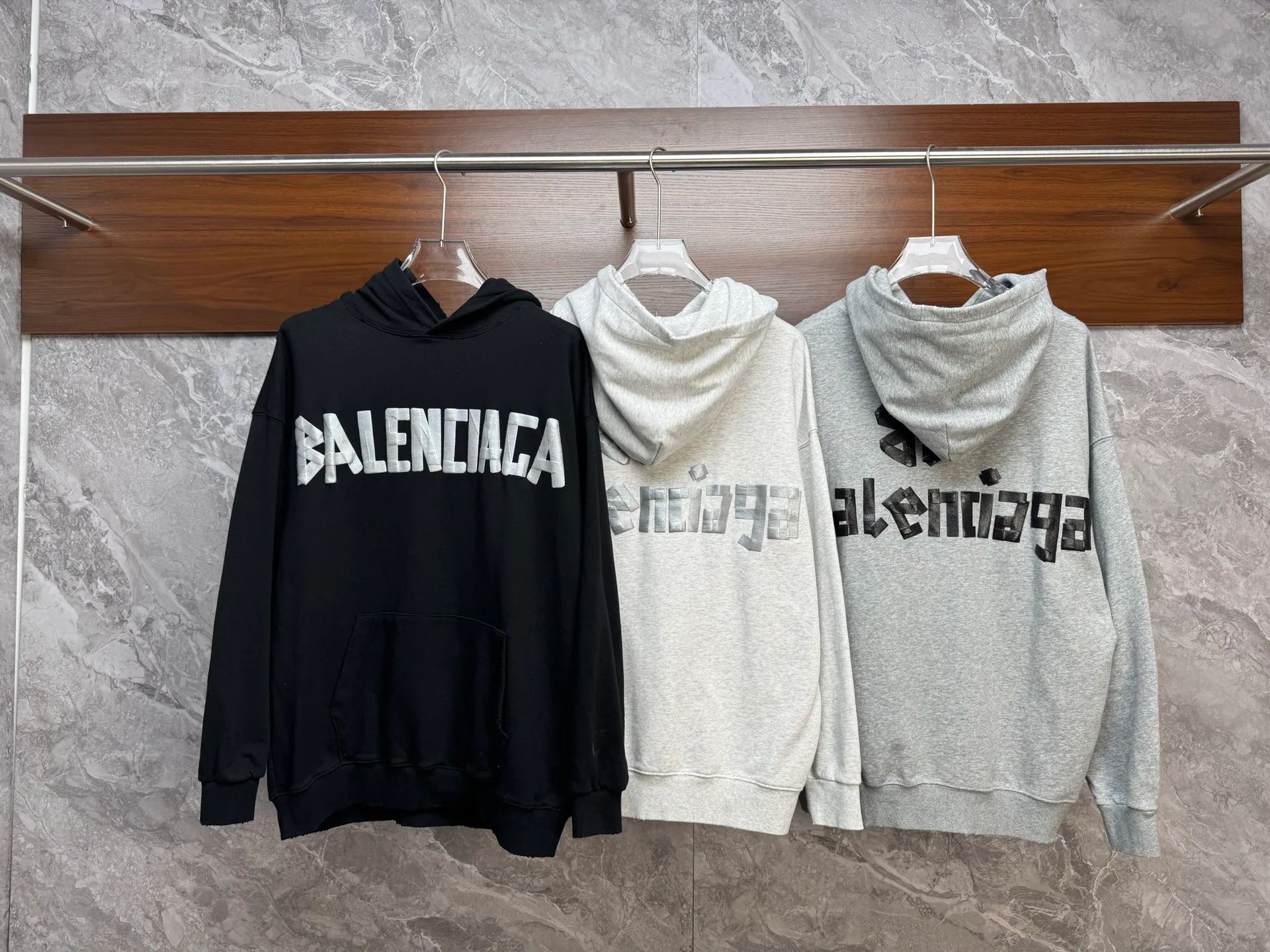 Свитшоты И Худи Женские Balenciaga 18182349