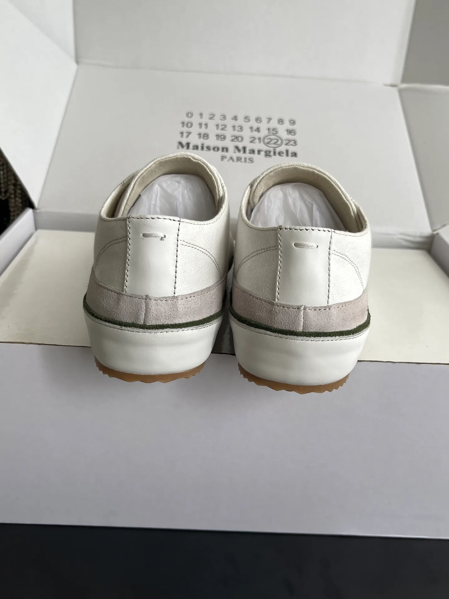Кроссовки Женские Maison Margiela 17554409