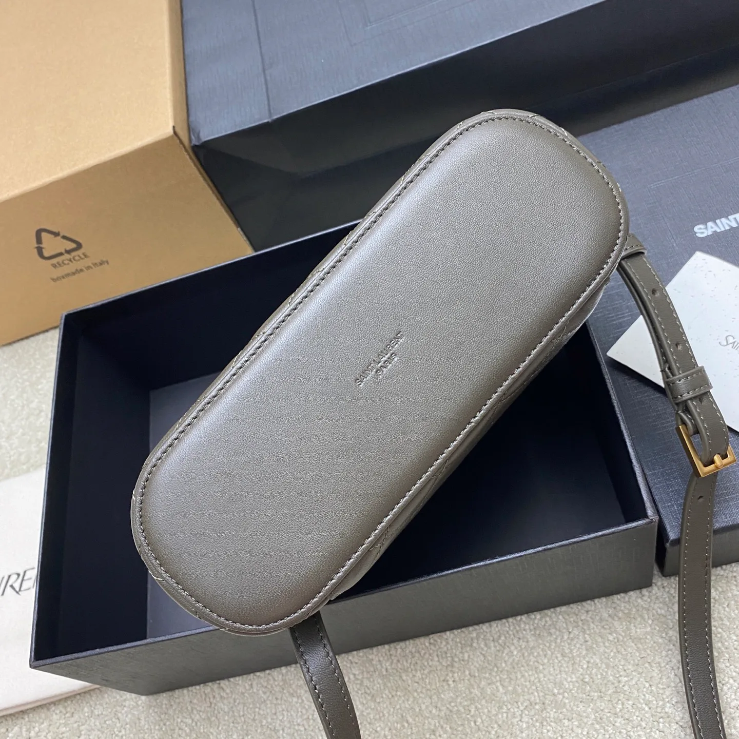 Классические Сумки Женские Saint Laurent 10000423