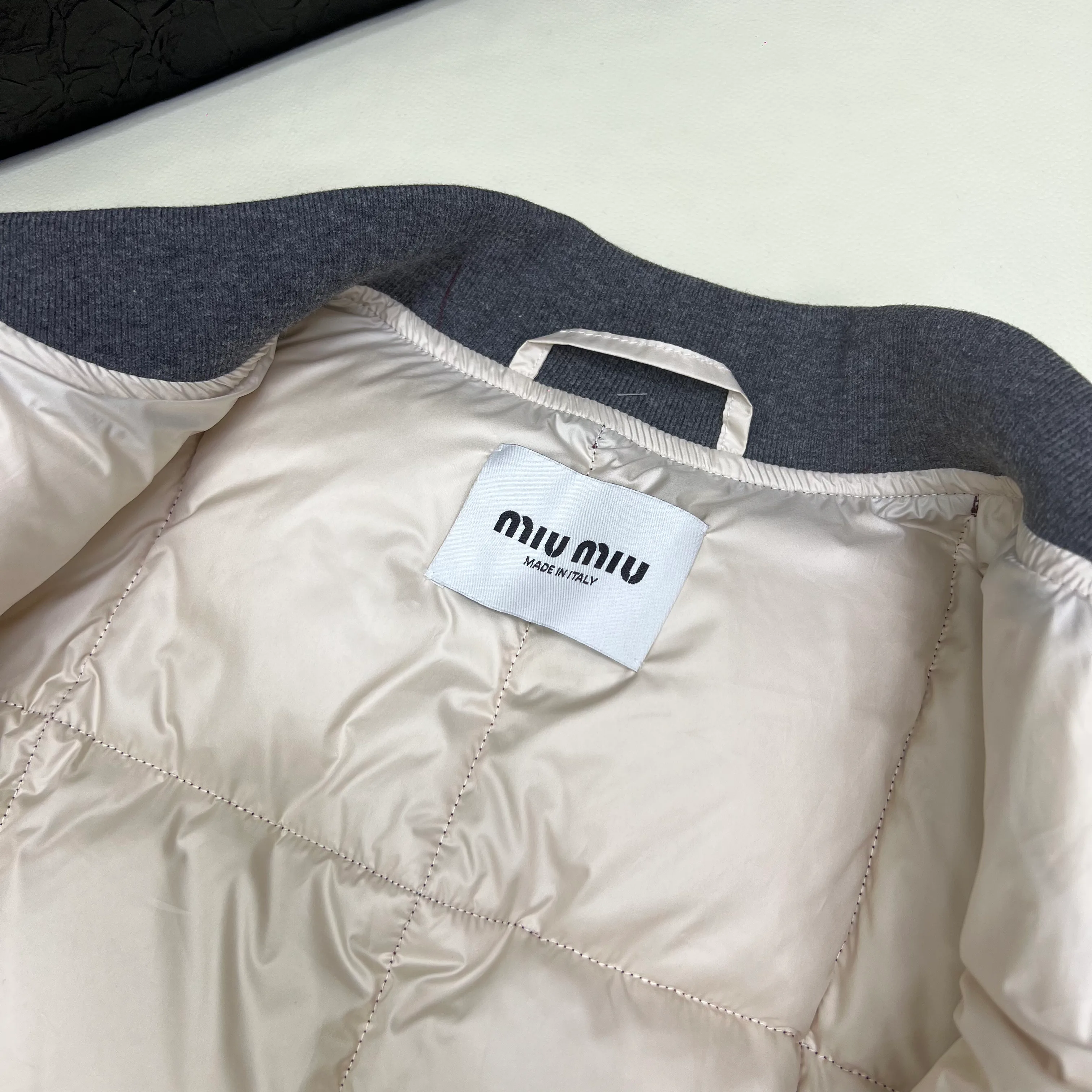 Жилеты Женские Miu Miu 18384685