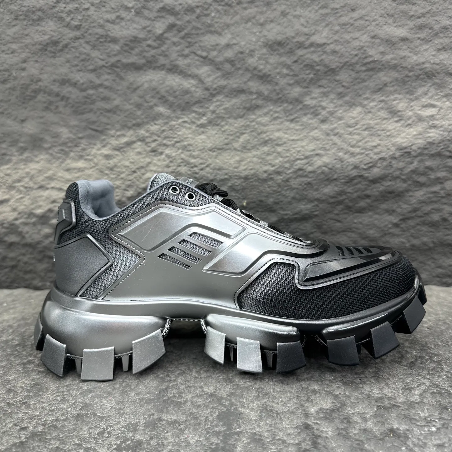 Кроссовки Мужские Prada 4702965