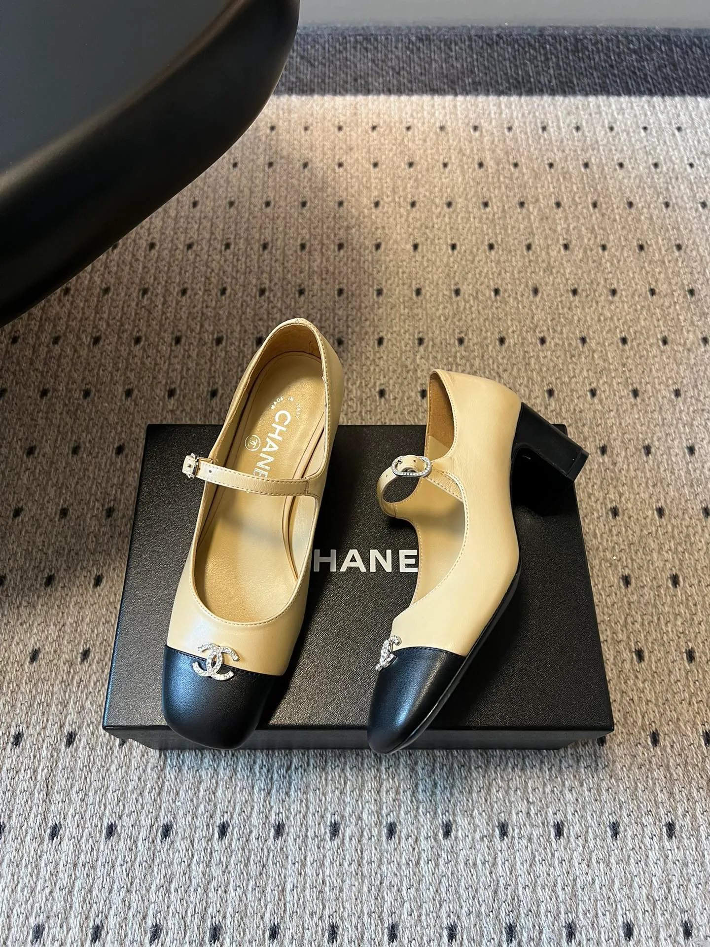 Туфли Женские Chanel 12311604