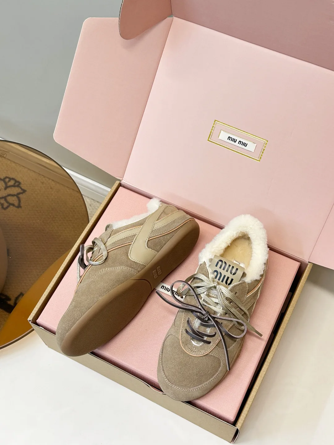 Кроссовки Женские Miu Miu 18164564