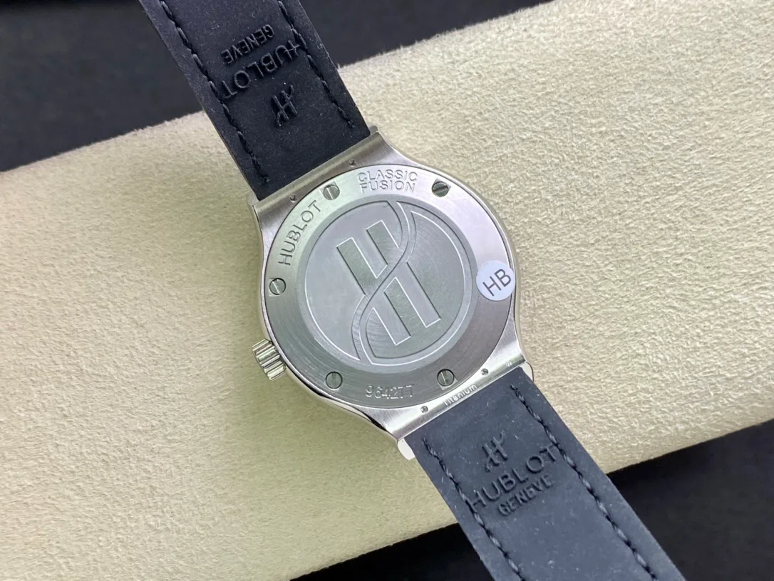 Часы Женские Hublot 17629723
