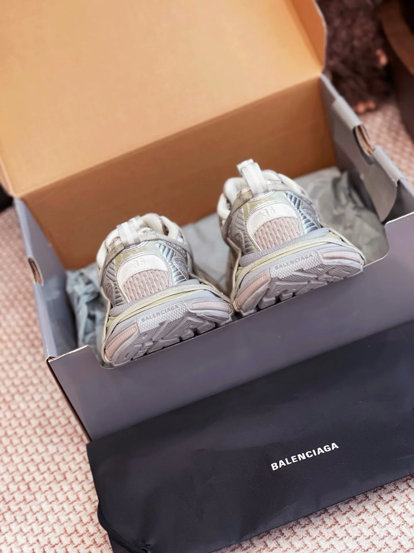 Кроссовки Женские Balenciaga 10247863
