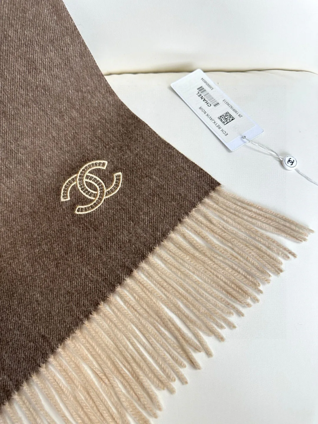 Шарфы Chanel 18322269