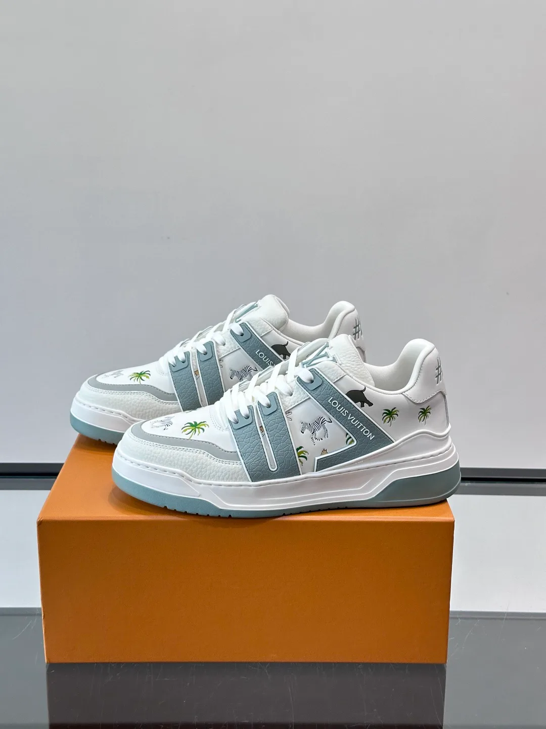 Кроссовки Мужские Louis Vuitton 13553753