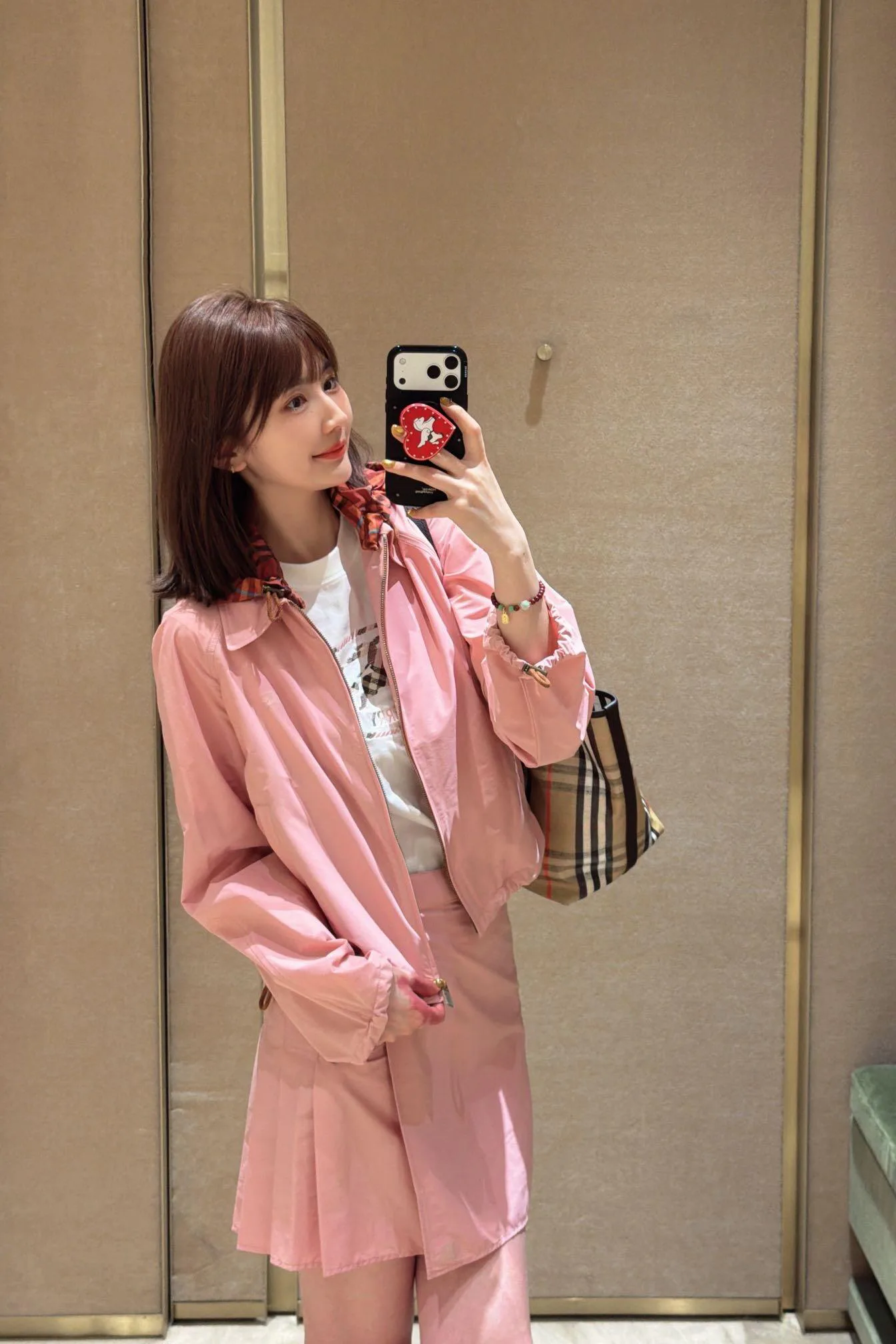 Куртки И Пуховики Женские Burberry 13420103