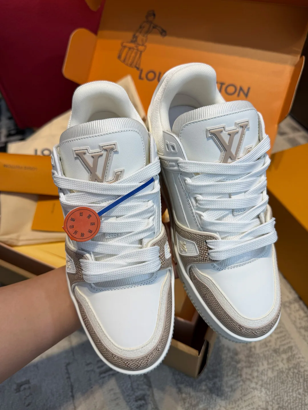 Кроссовки Женские Louis Vuitton 12789344