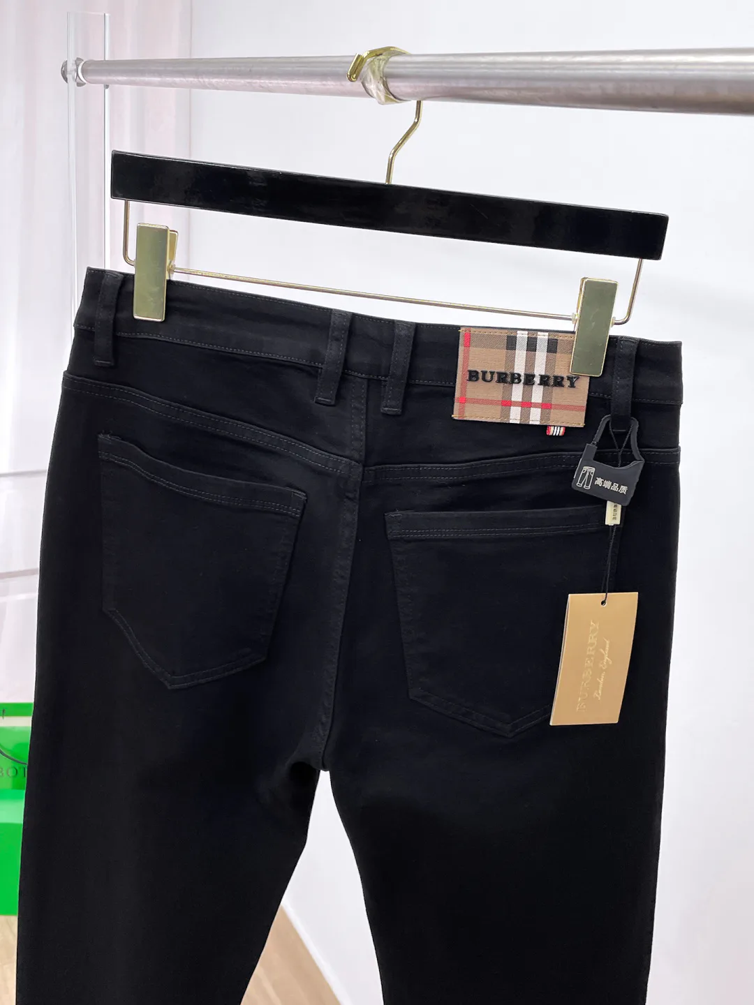 Джинсы Мужские Burberry 18098432