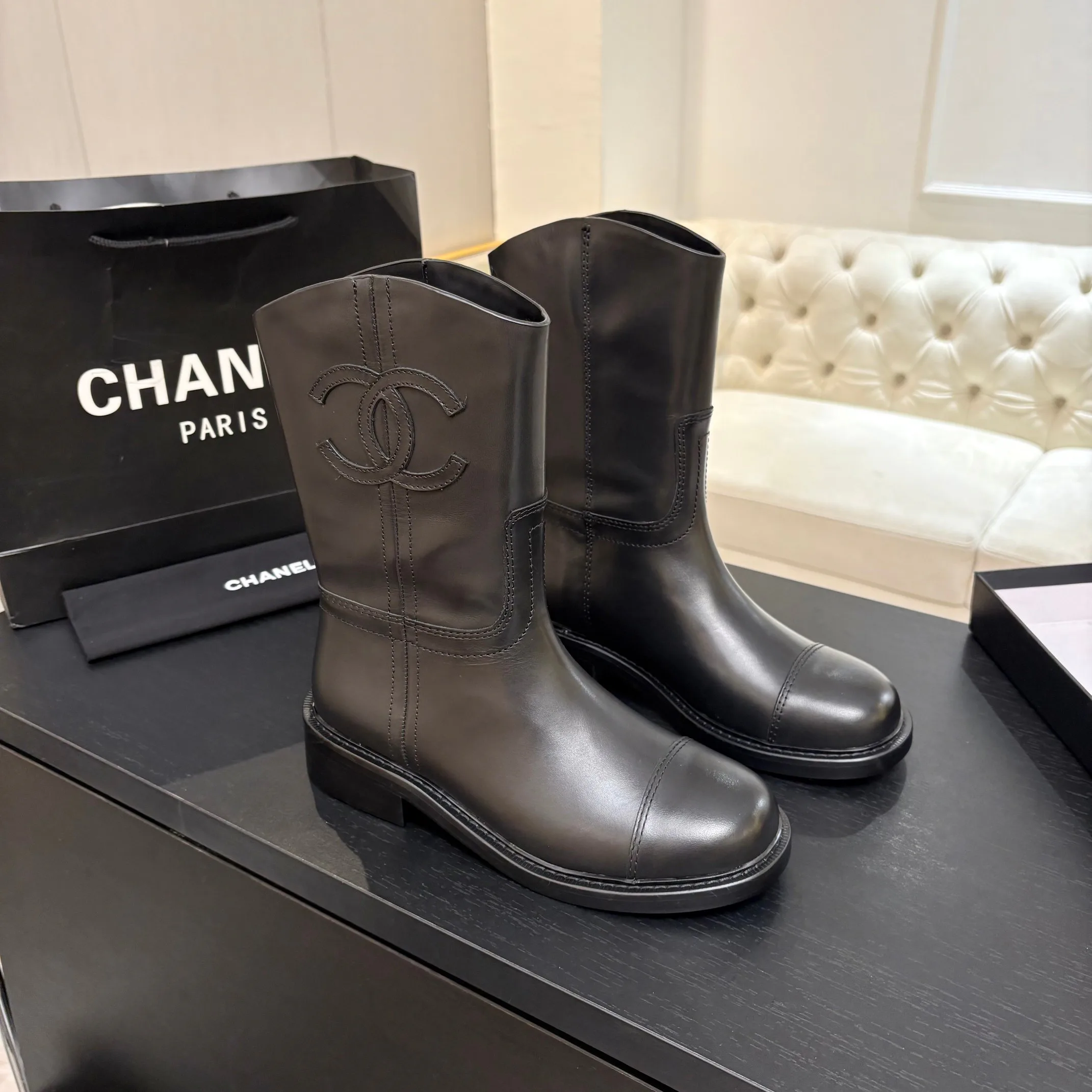 Сапоги Женские Chanel 18062794