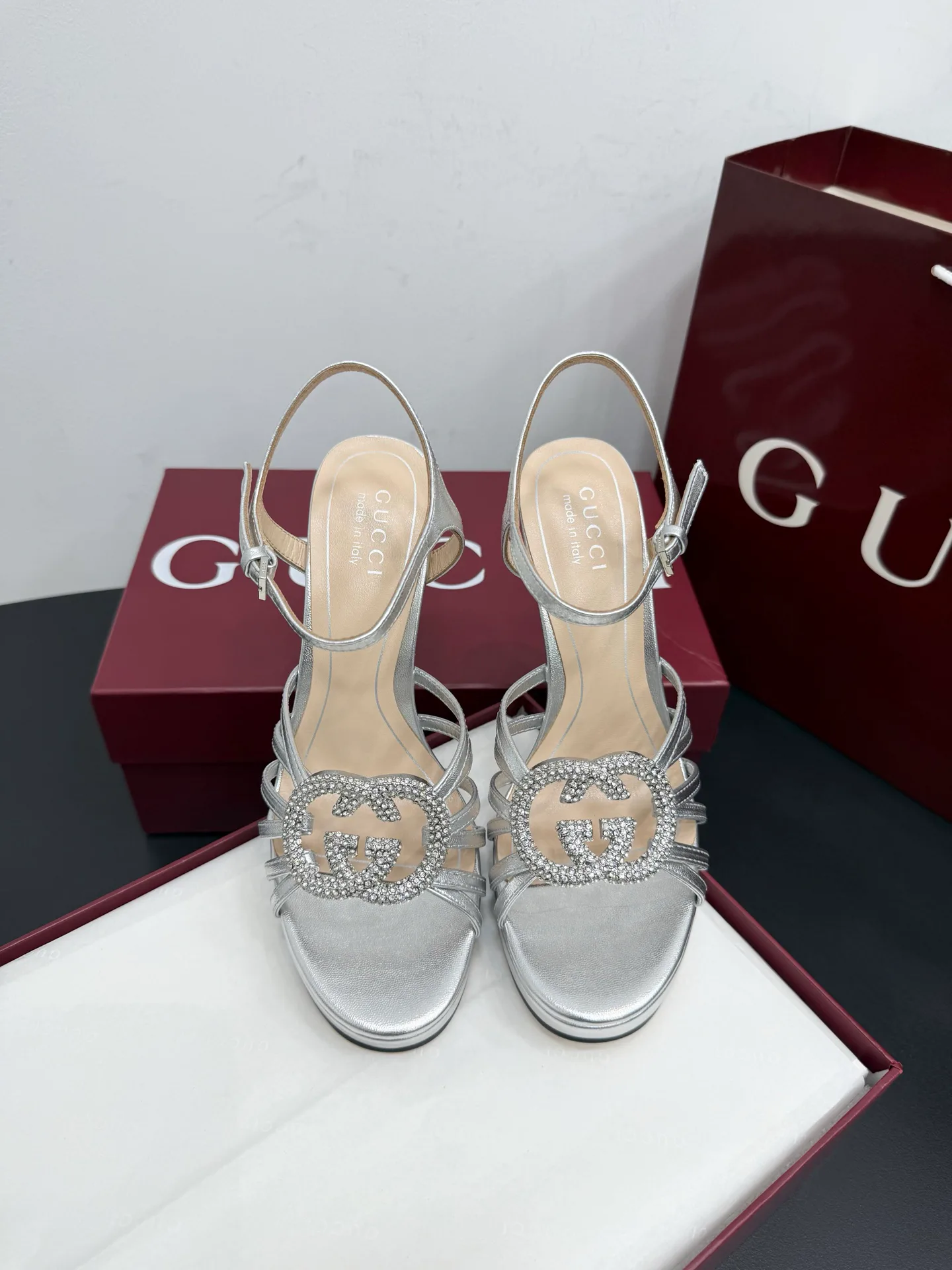 Босоножки Женские Gucci 457932