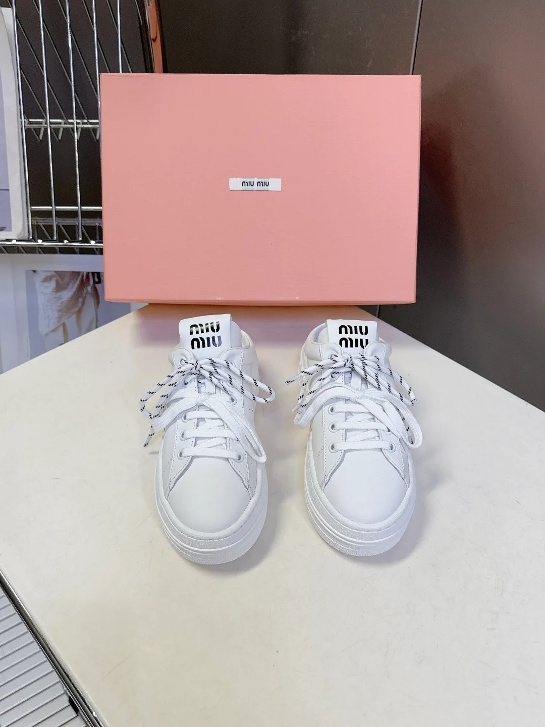 Кроссовки Женские Miu Miu 17589322
