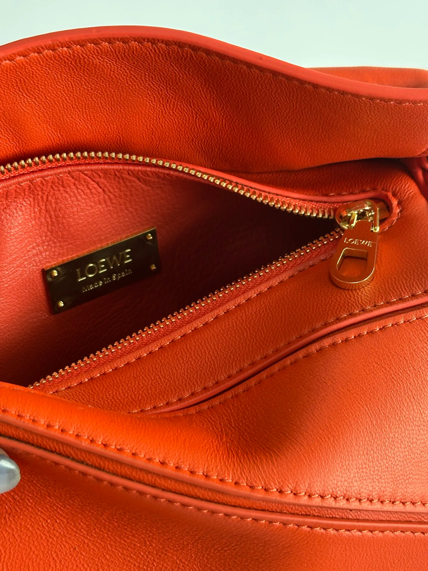 Классические Сумки Женские Loewe 16839125