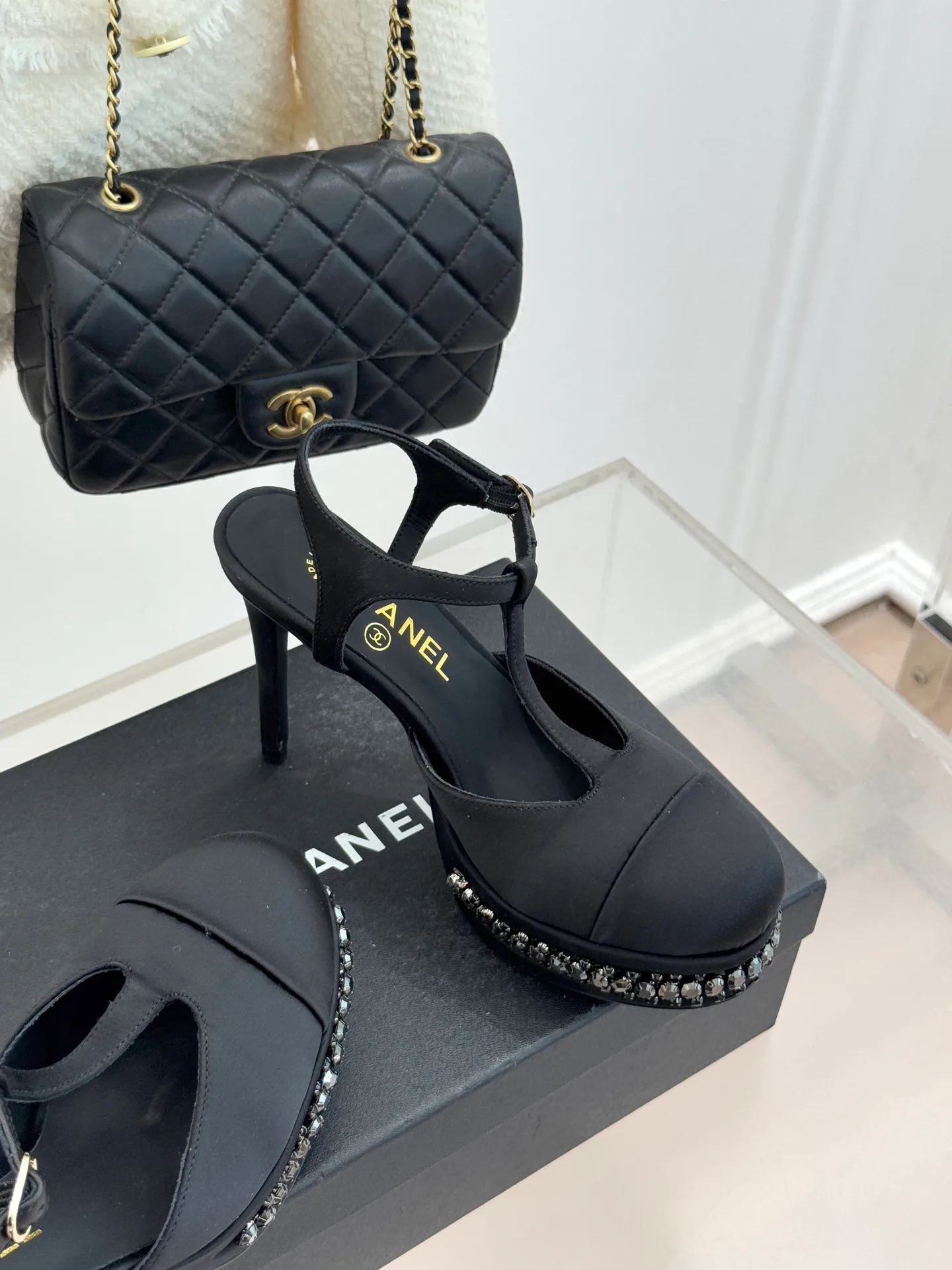 Босоножки Женские Chanel 11182795