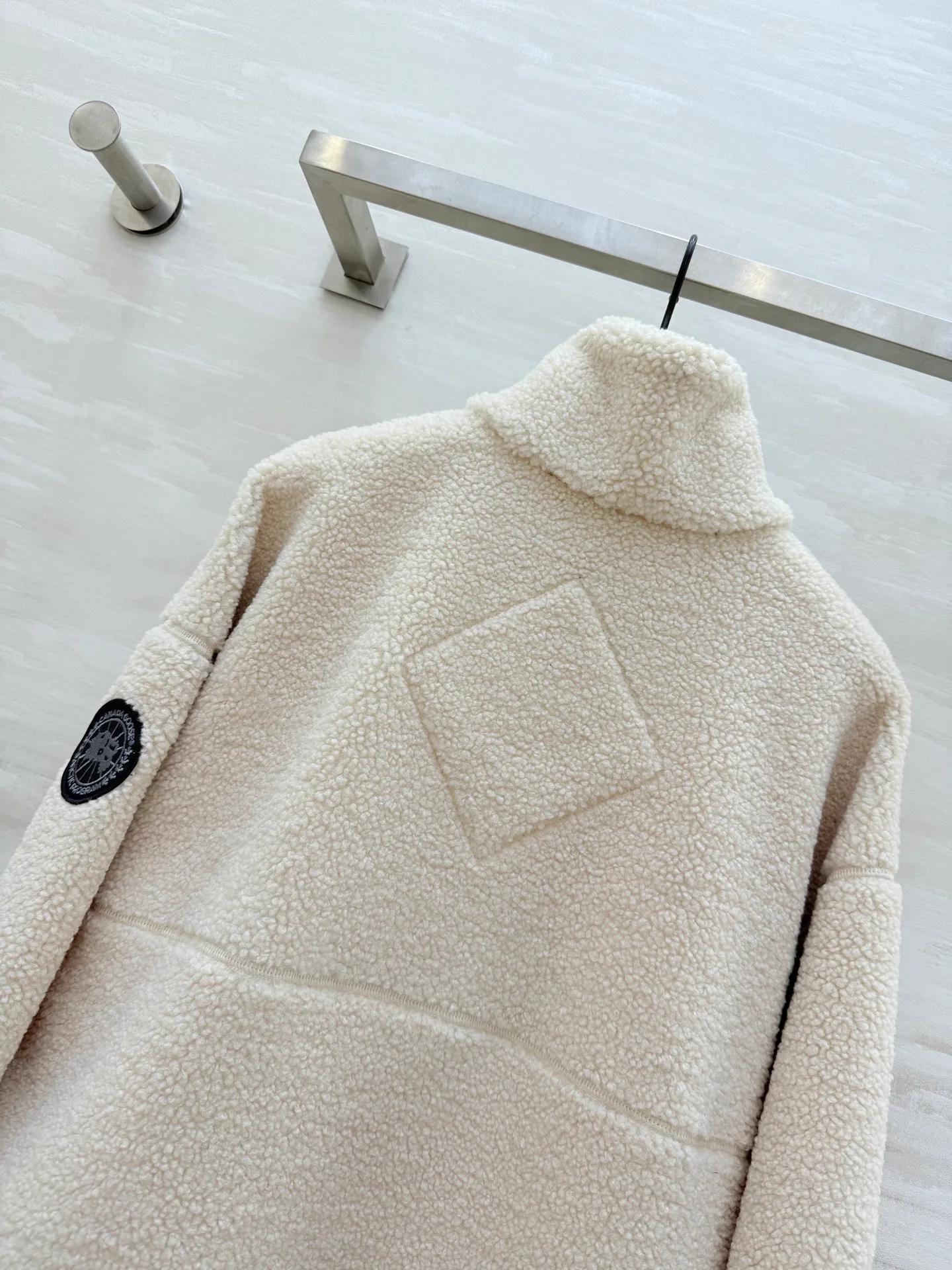 Куртки И Пуховики Женские Canada Goose 600350