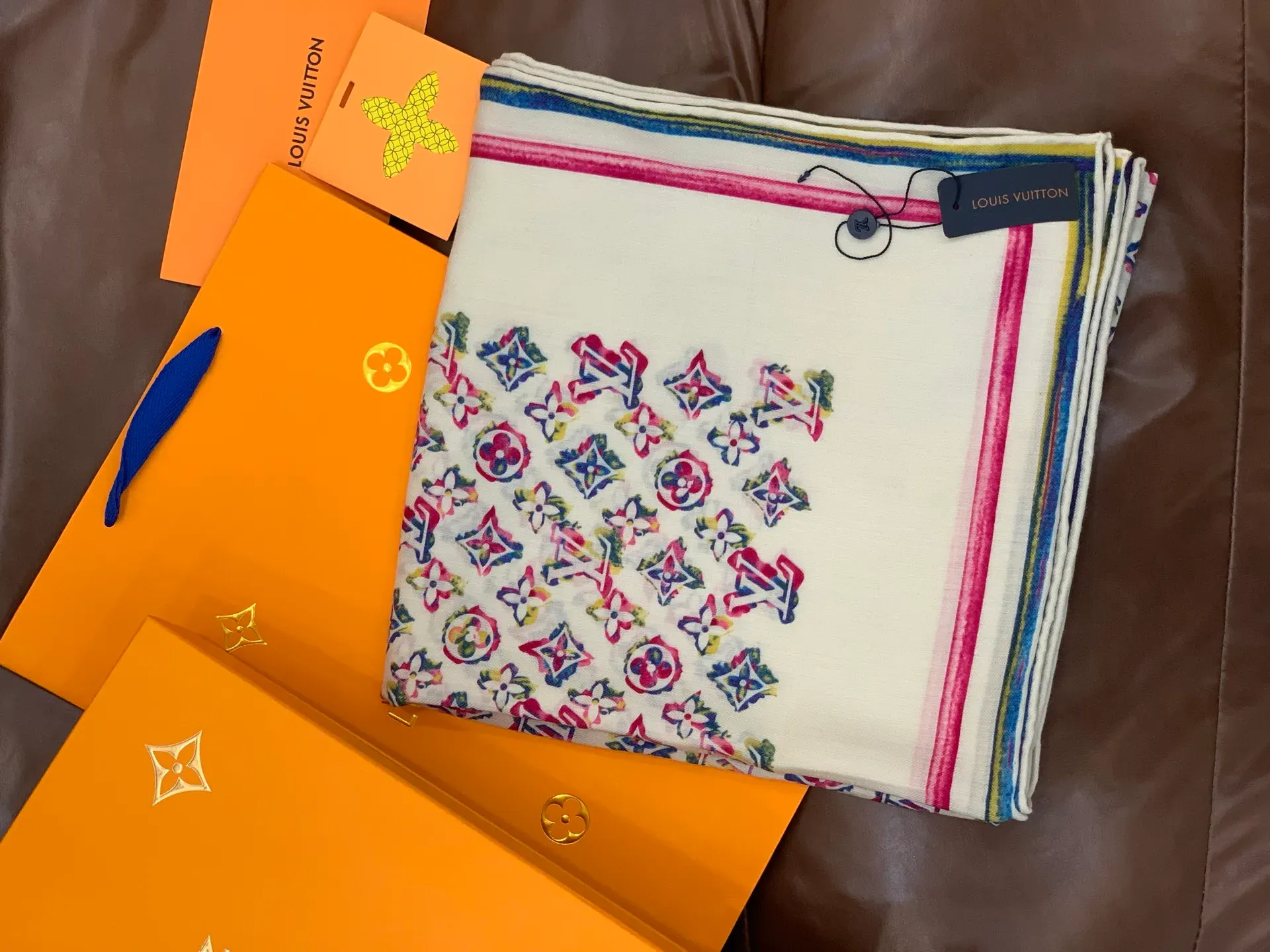 Шарфы Louis Vuitton 318427