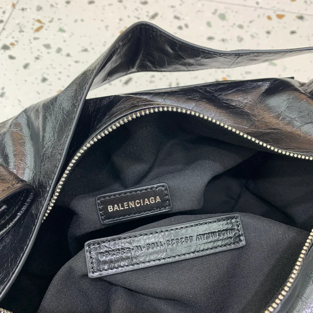 Классические Сумки Женские Balenciaga 18136082