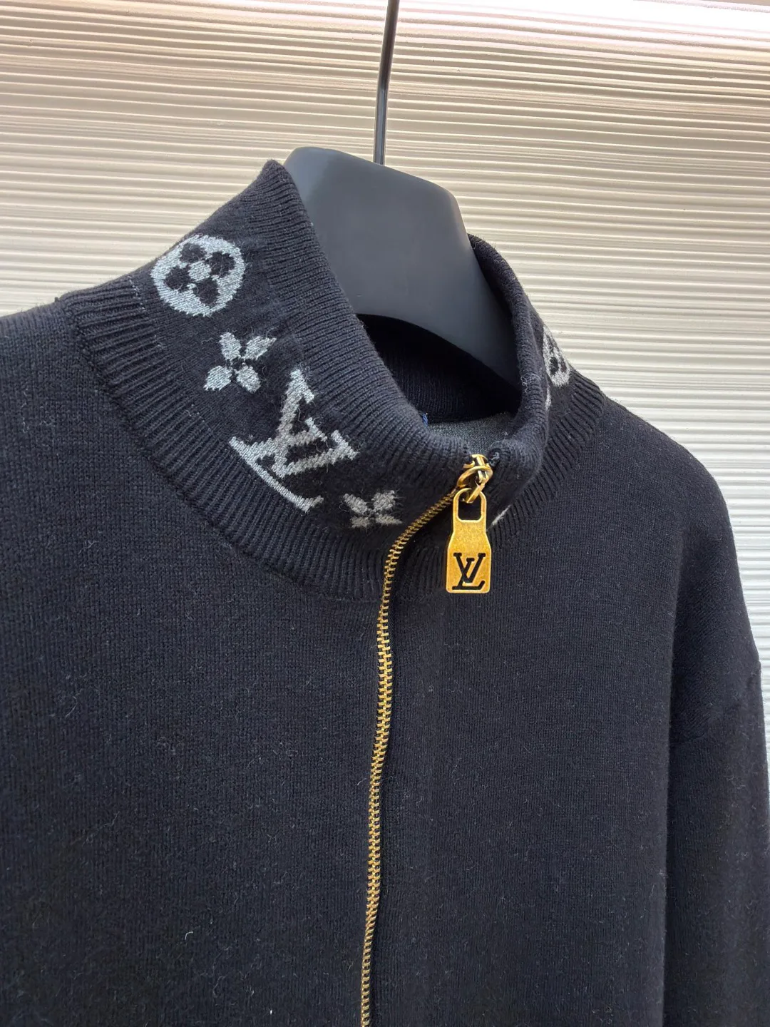 Куртки Женские Louis Vuitton 412892