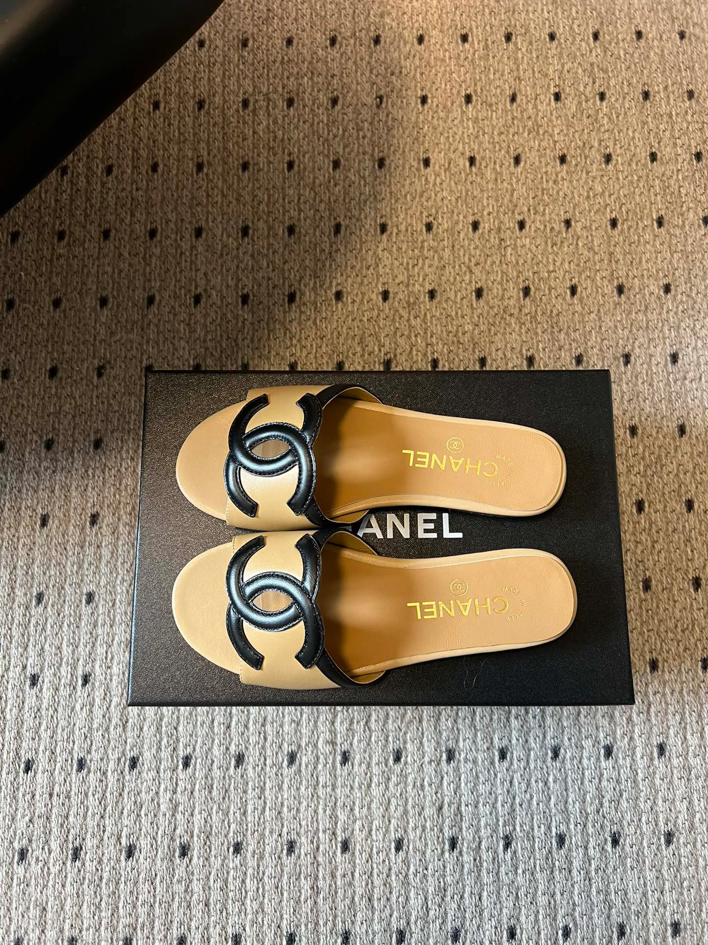 Шлепанцы Женские Chanel 11641740