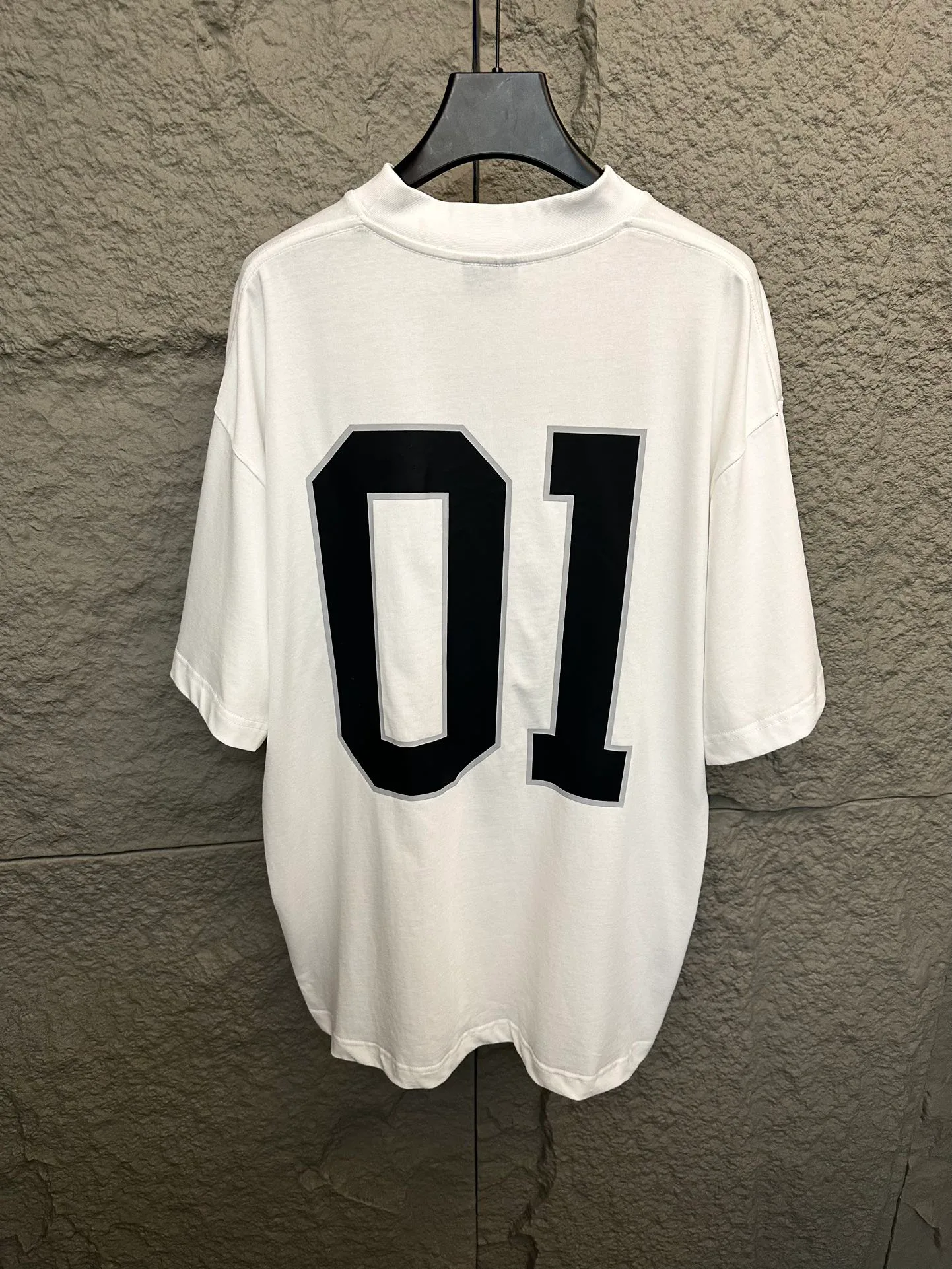 Футболки Женские Balenciaga 12952550