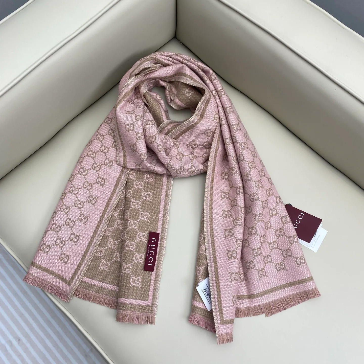 Шарфы Gucci 124016