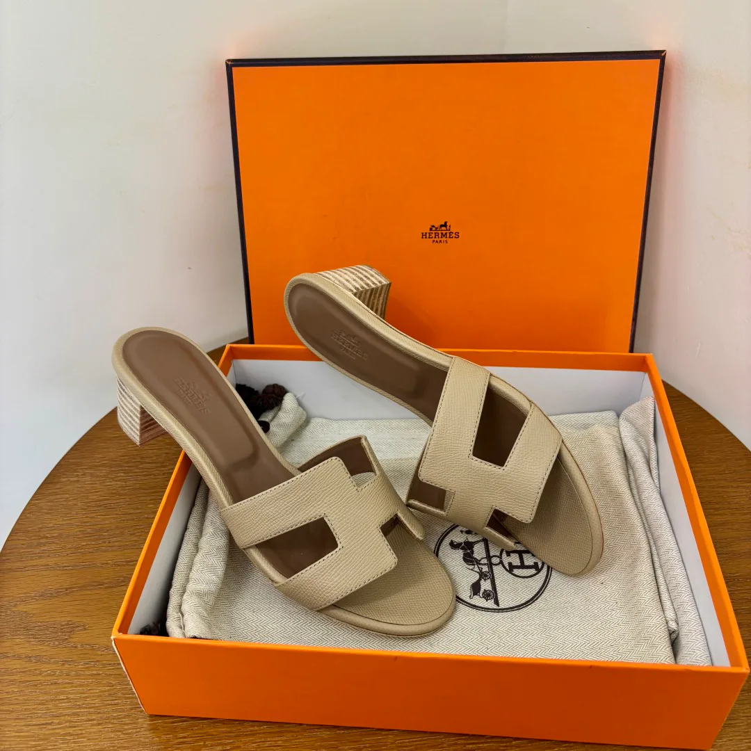 Сандалии Женские Hermes 10655949