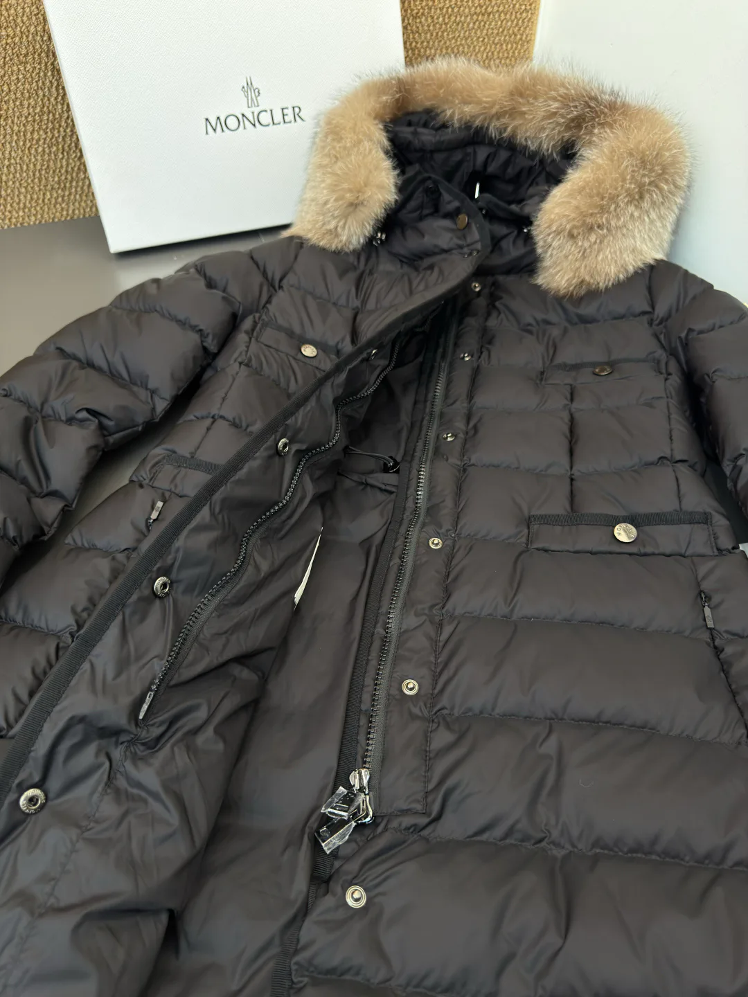 Куртки И Пуховики Женские Moncler 18816433