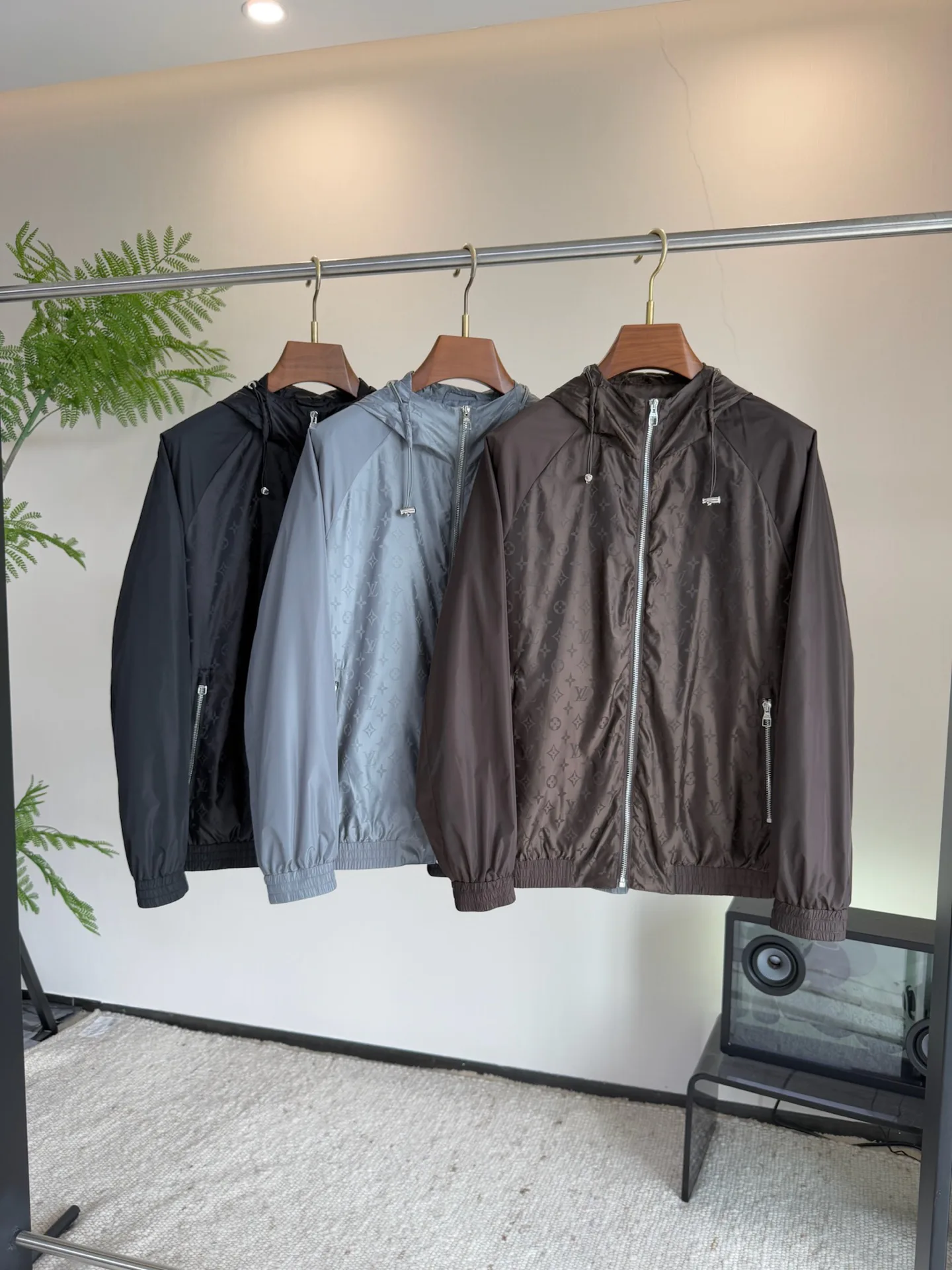 Куртки И Пуховики Мужские Louis Vuitton 11602452