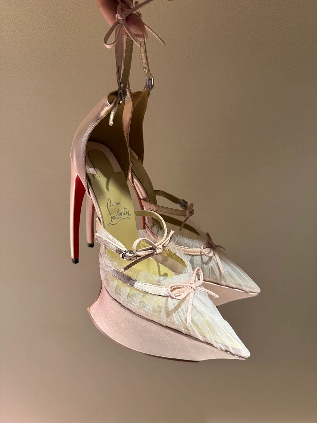 Туфли Женские Christian Louboutin 4743753