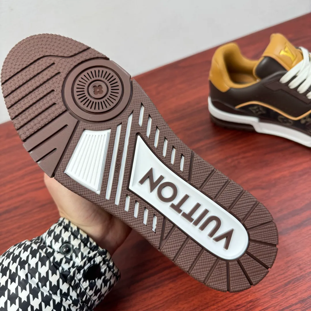 Кроссовки Мужские Louis Vuitton 4852588