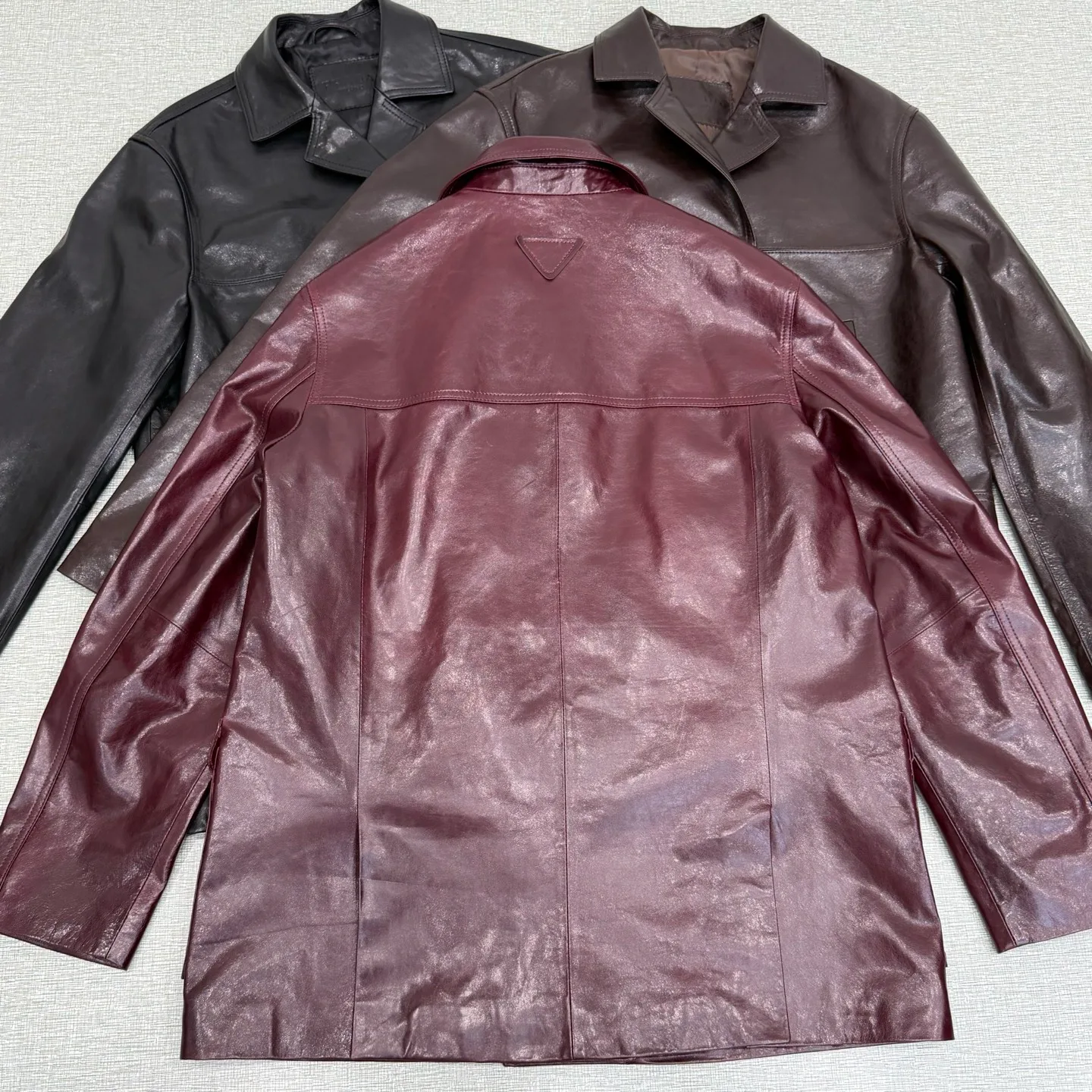 Кожаные Куртки И Дублёнки Женские Prada 18090503