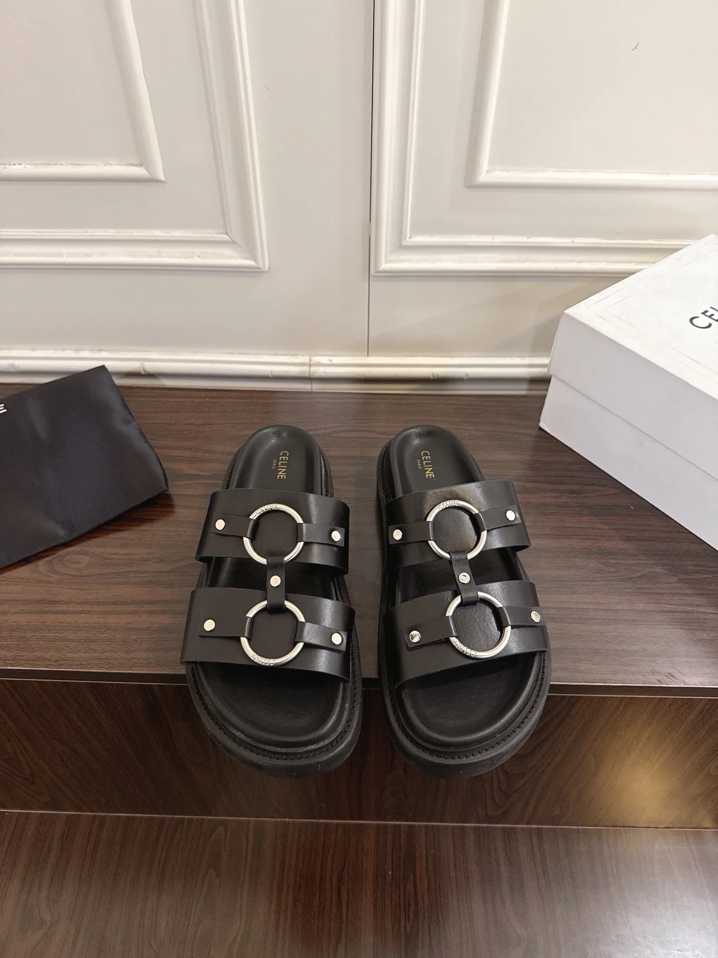Шлепанцы Женские Celine 3120920