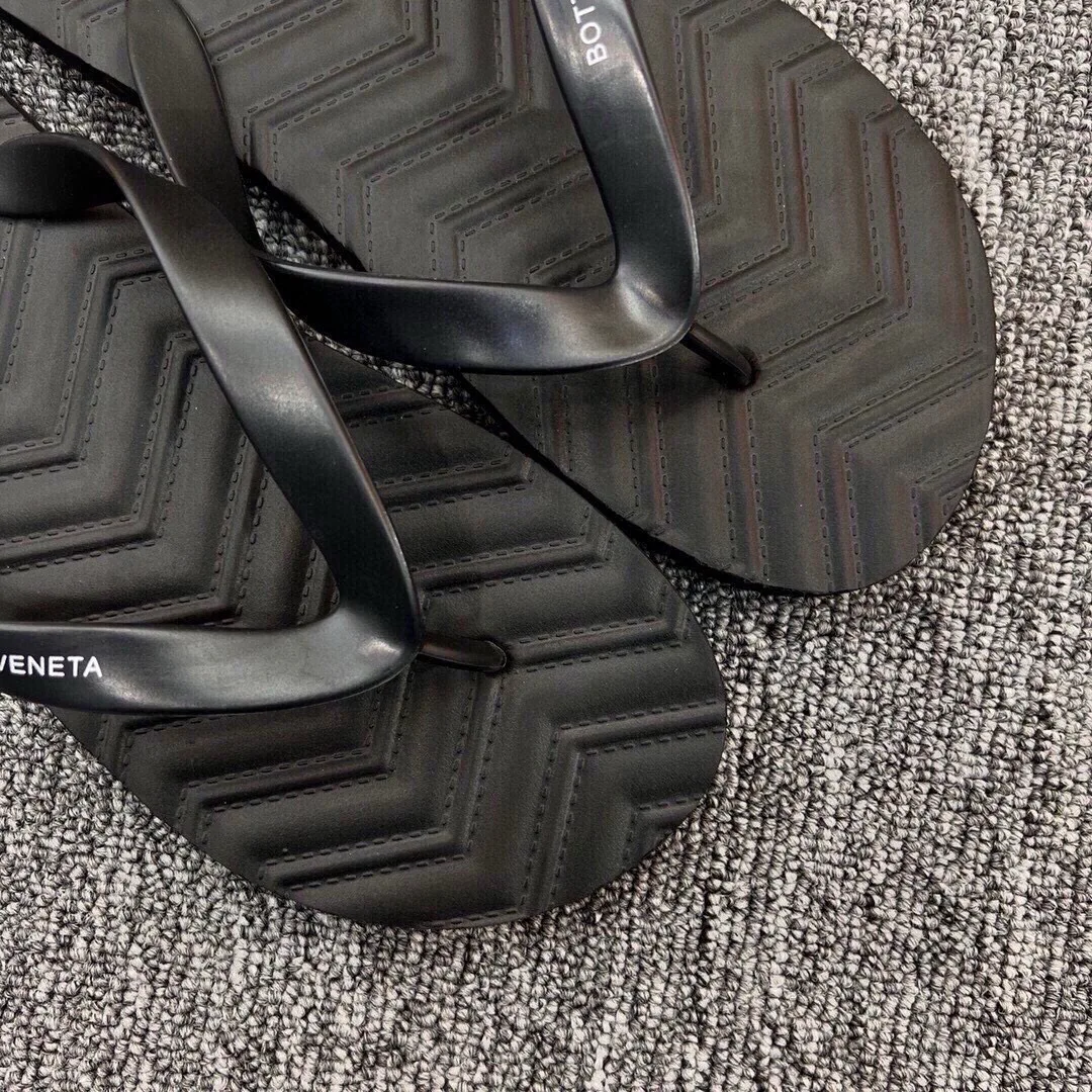Шлепанцы Мужские Bottega Veneta 11396531