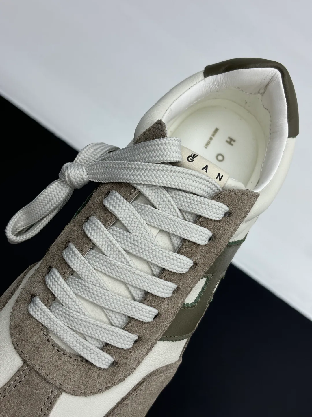 Кроссовки Женские Hogan 18732055