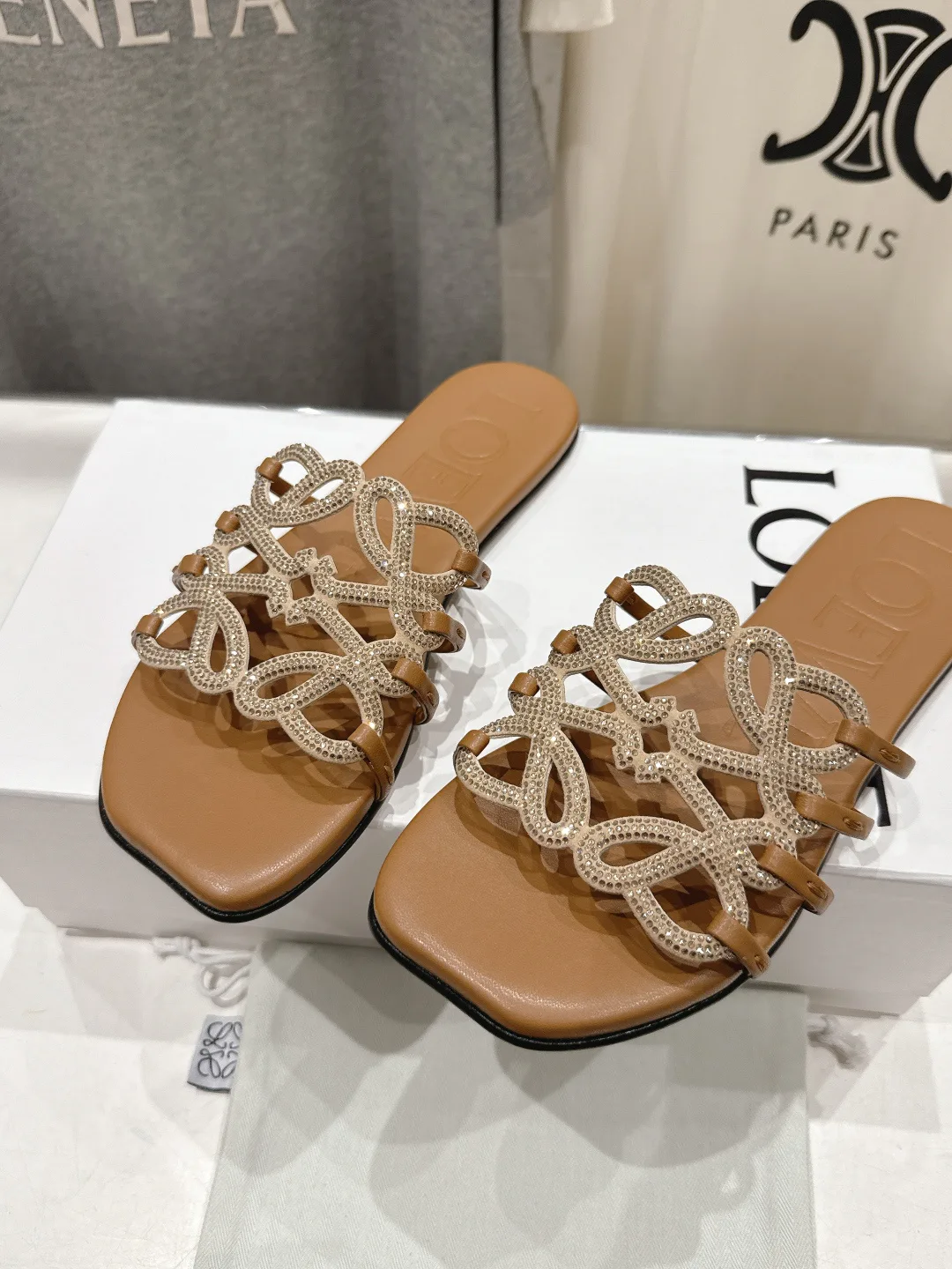 Шлепанцы Женские Loewe 11410420
