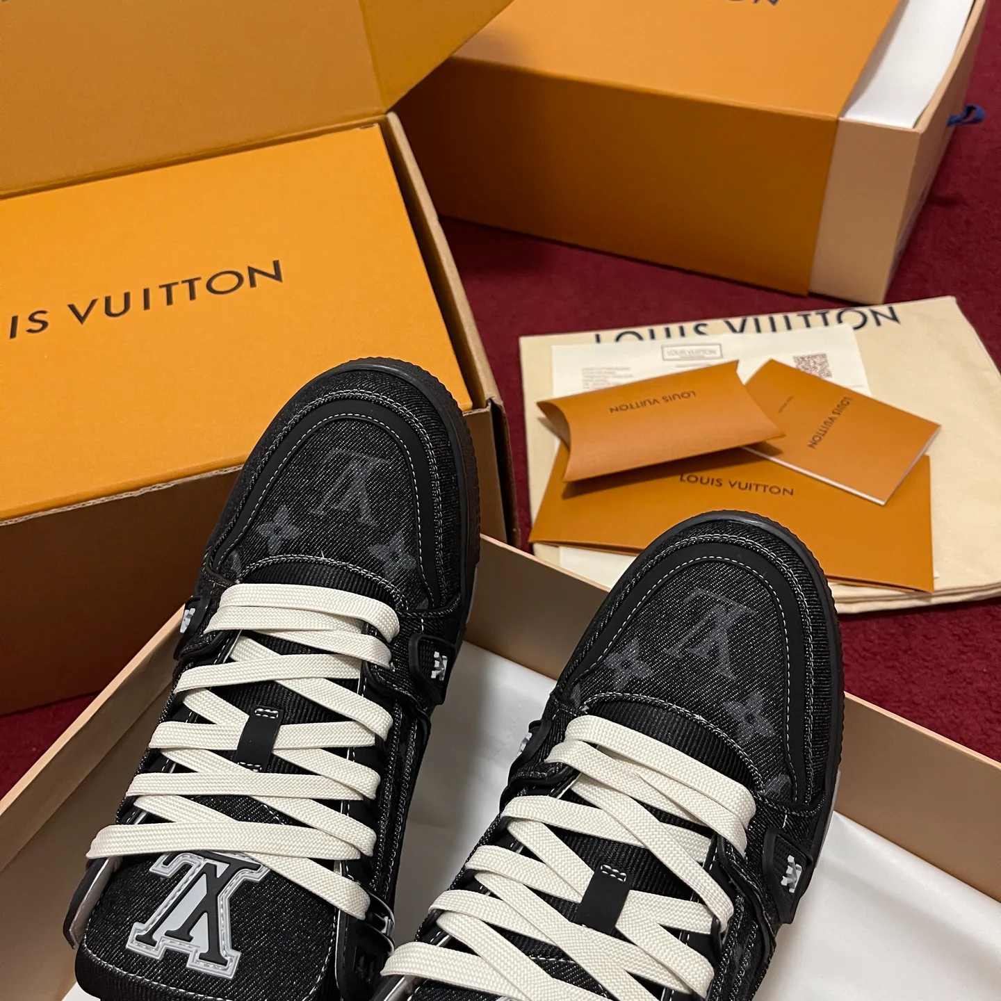 Кроссовки Женские Louis Vuitton 33717