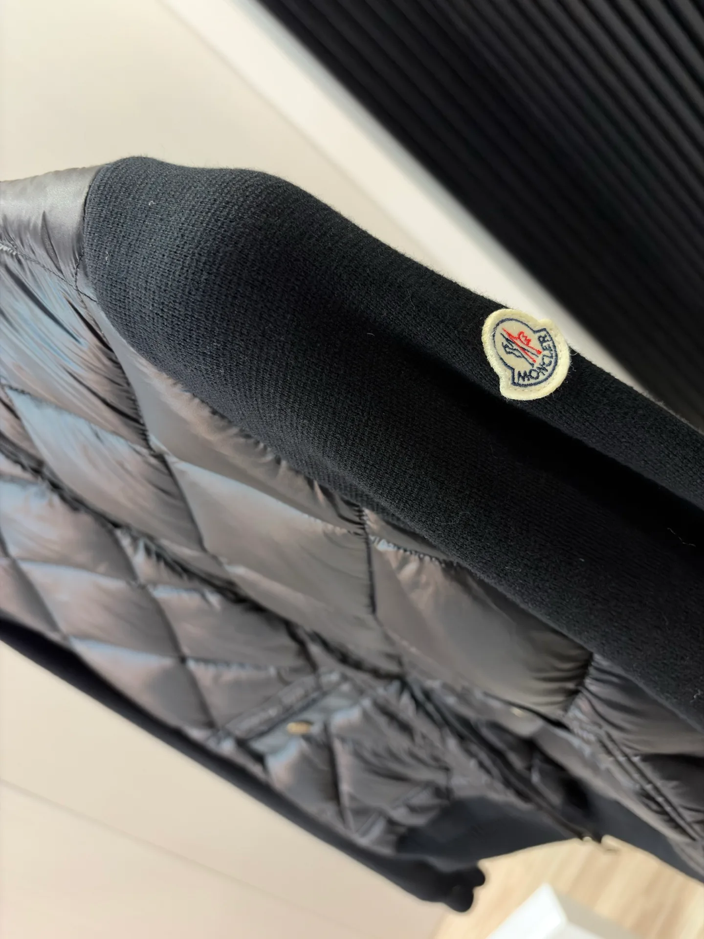 Куртки И Пуховики Мужские Moncler 18231146