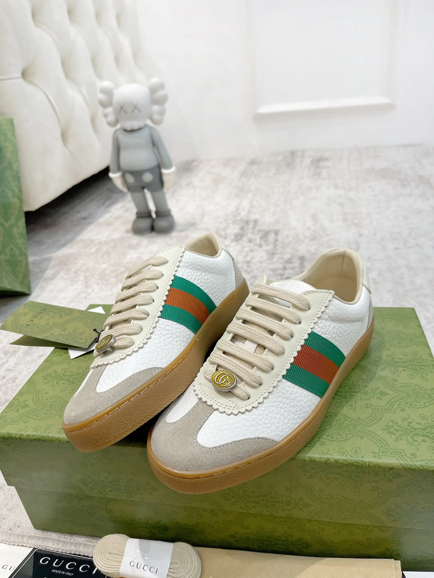 Кроссовки Женские Gucci 18765959