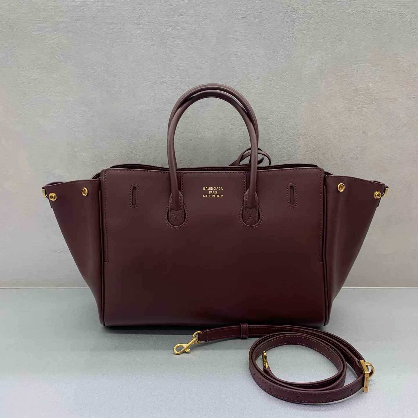 Классические Сумки Женские Balenciaga 11864238