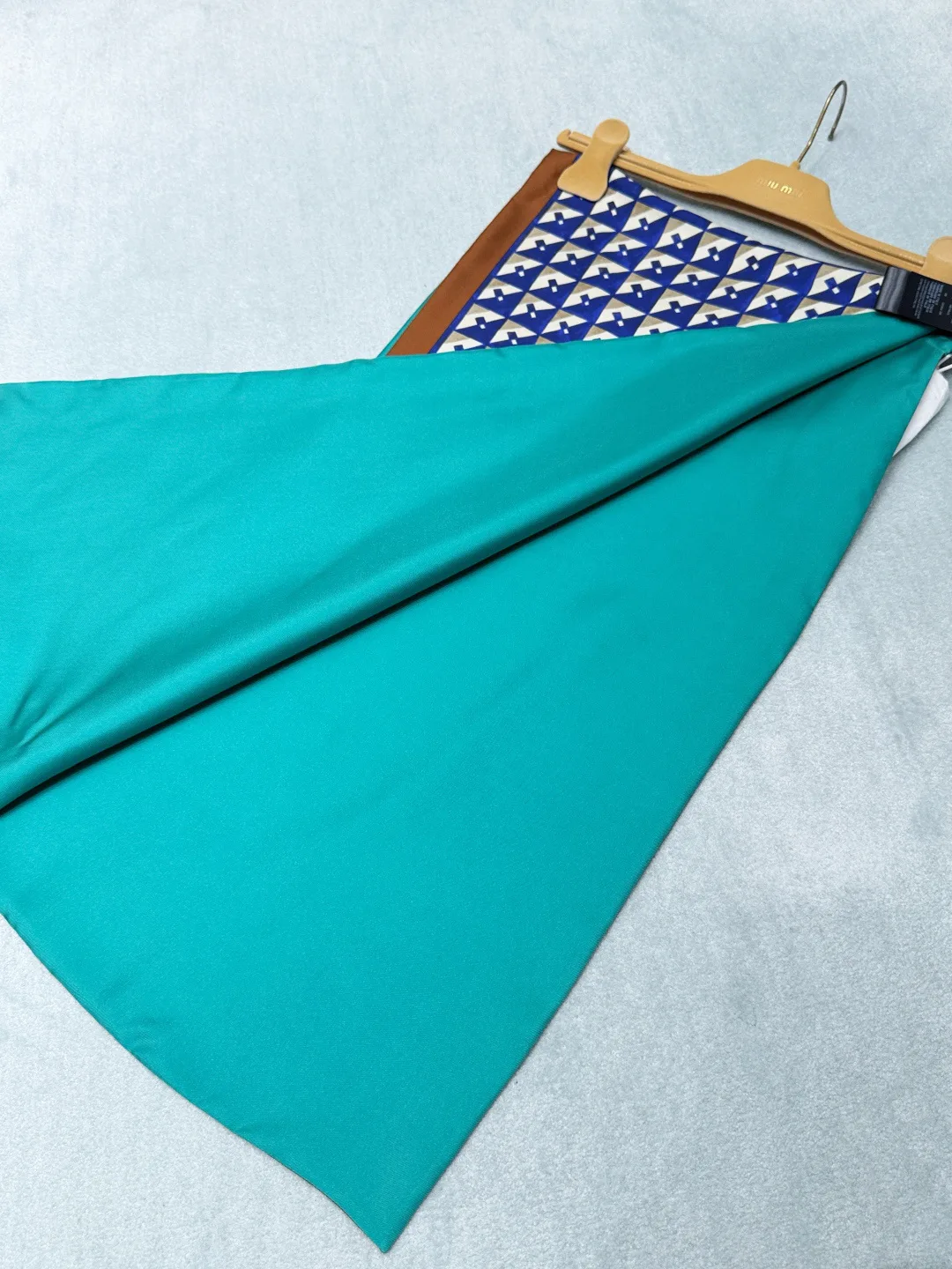 Платки Miu Miu 12240434