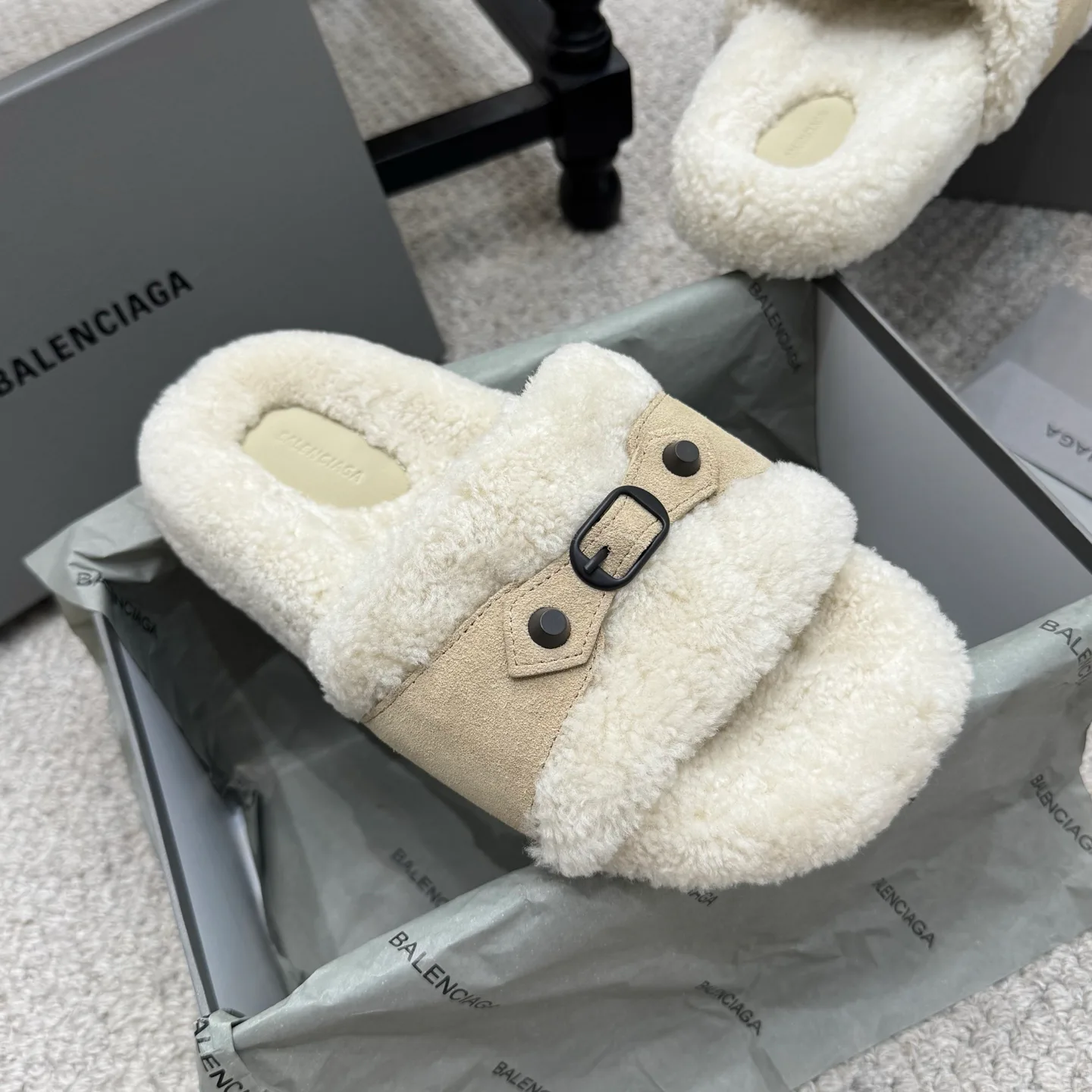 Тапочки Женские Balenciaga 204660